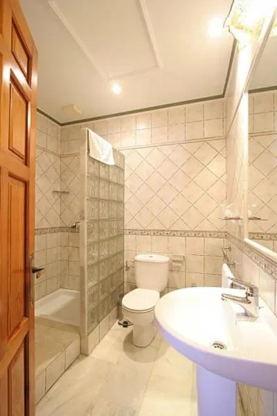 Bathroom in Hotel El Paso