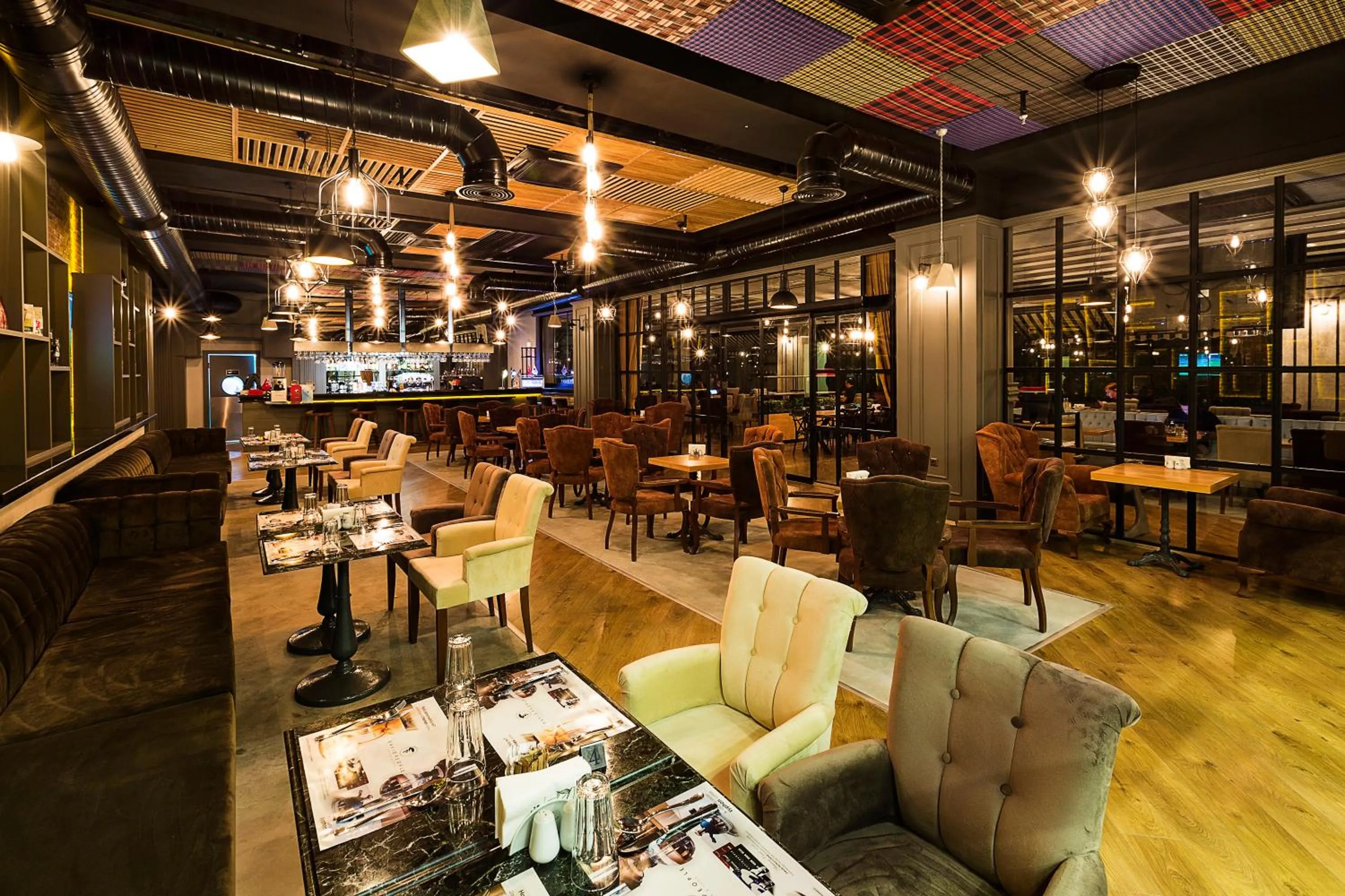 Restaurant/places to eat in Premier Inn Sakarya