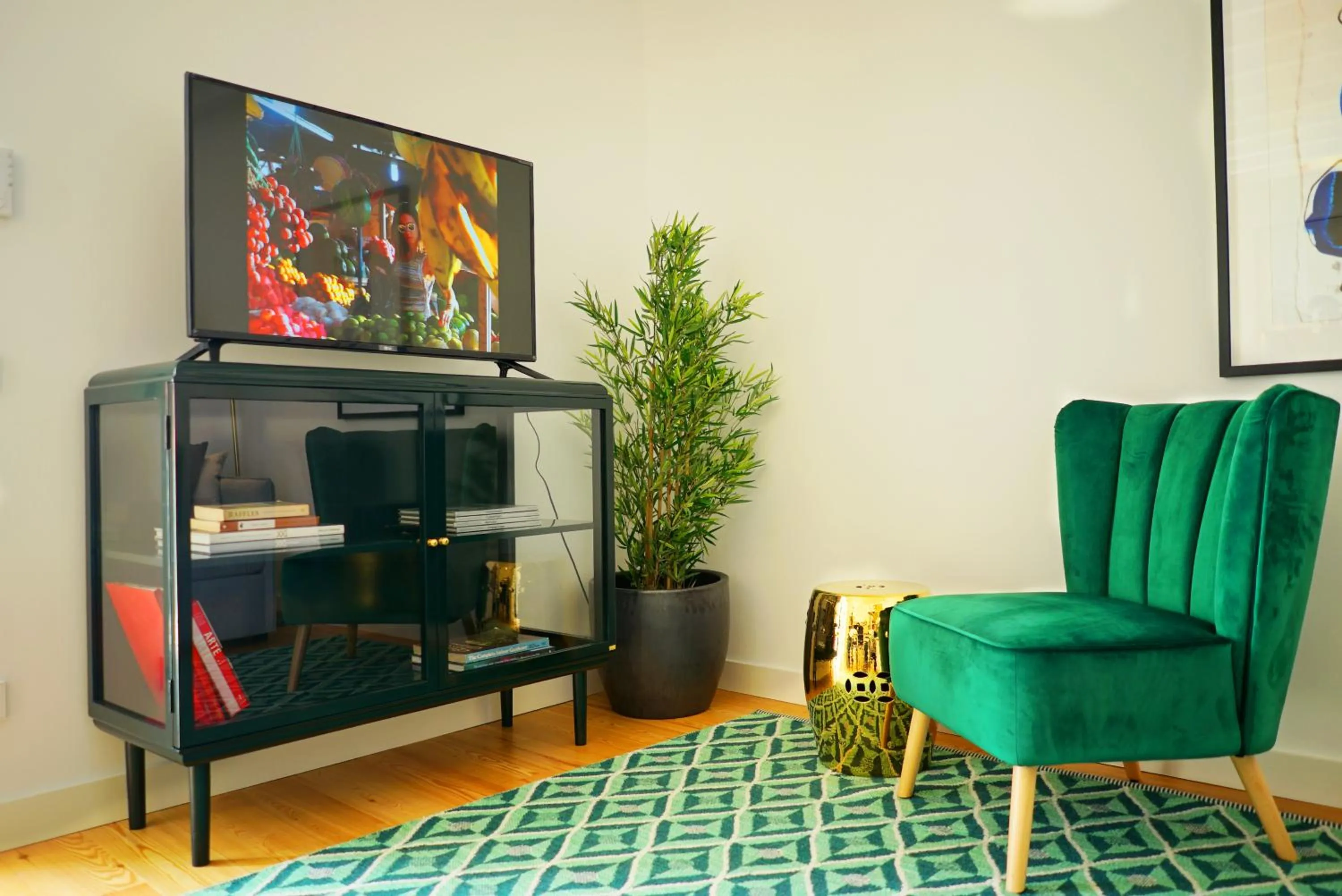 TV and multimedia in Casas da Baixa - Vila Intendente