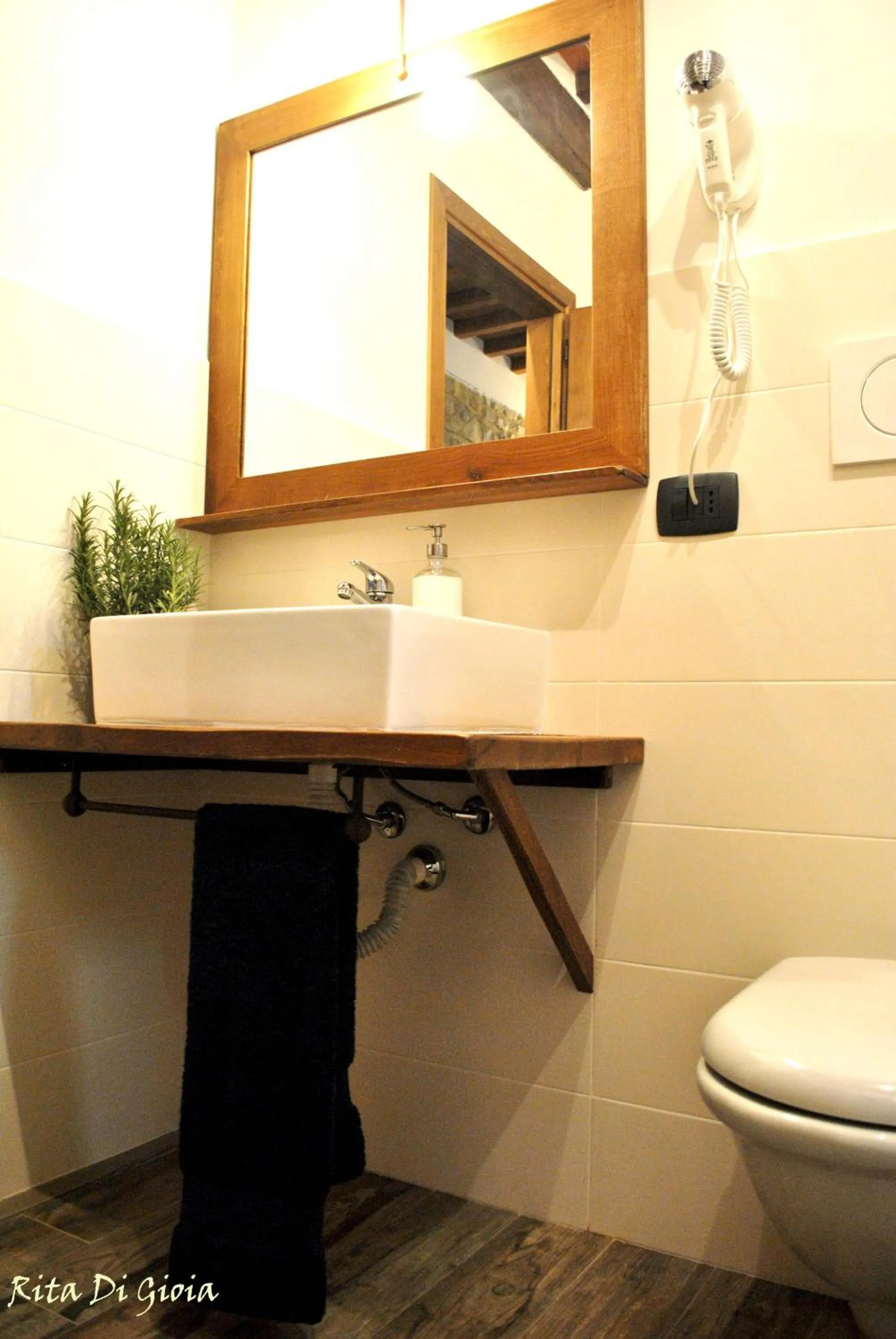 Toilet in B&B Lavanda e Rosmarino