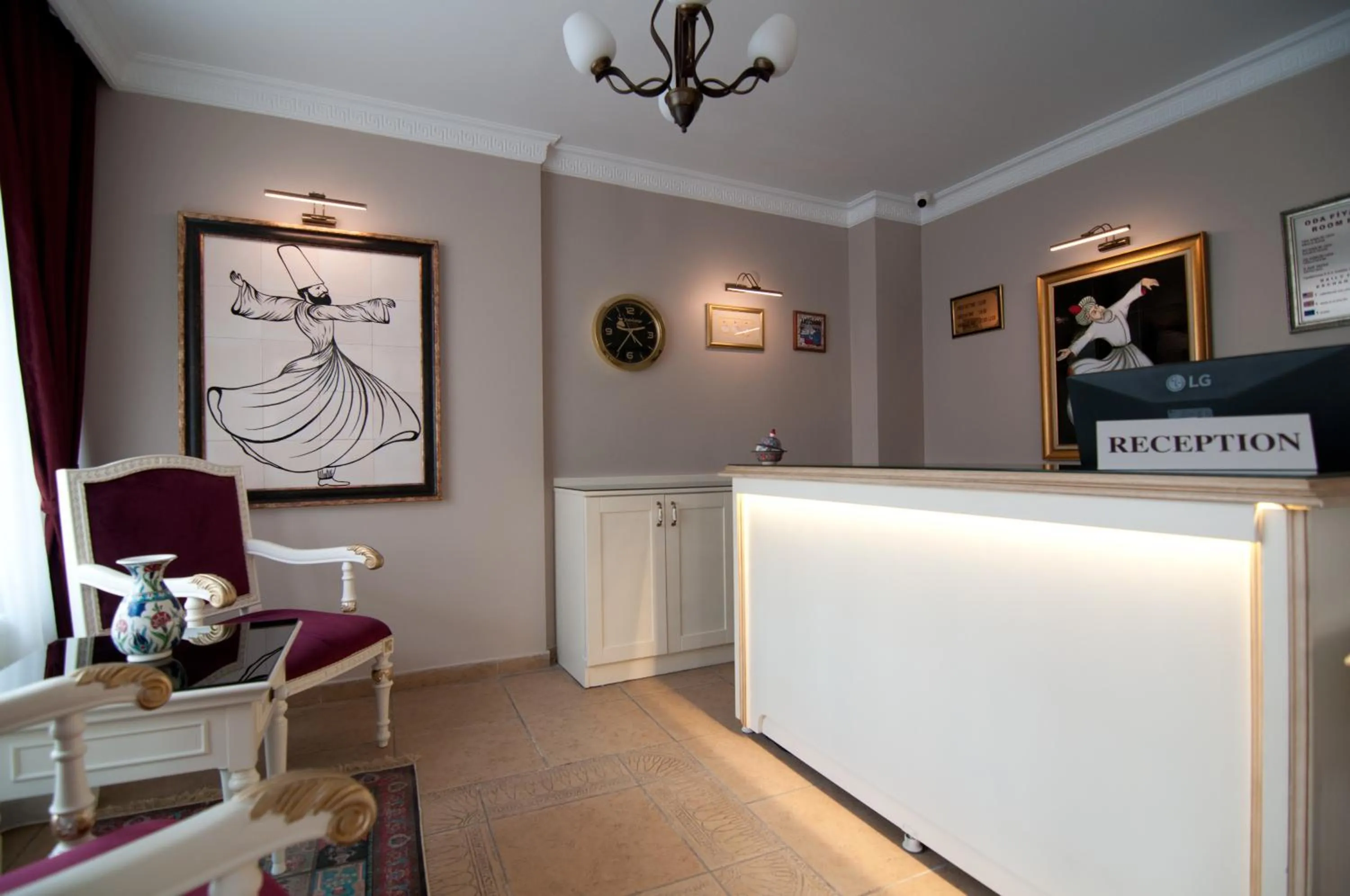 Lobby or reception in Mevlana Hotel