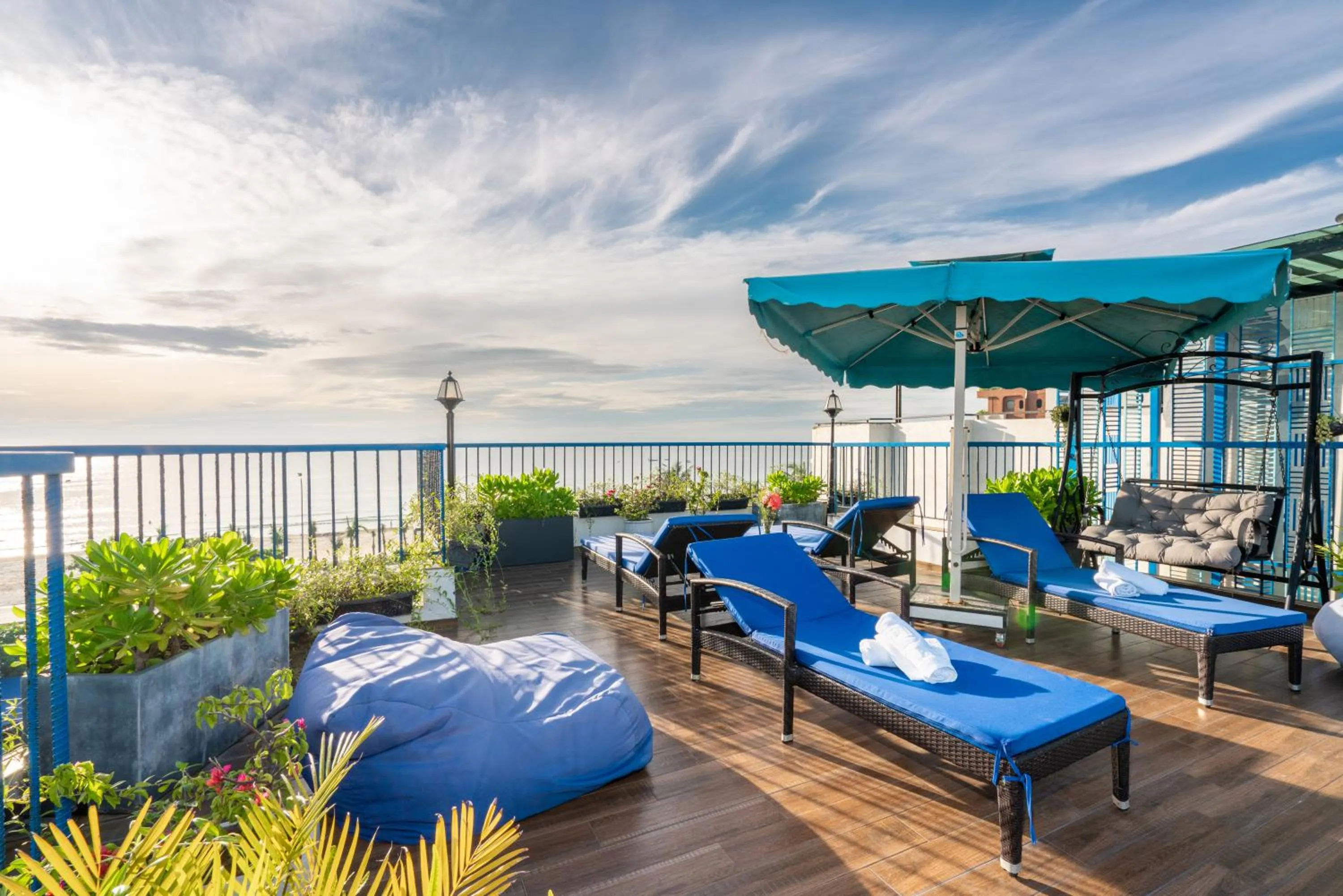 sunbed in Cani Beach House