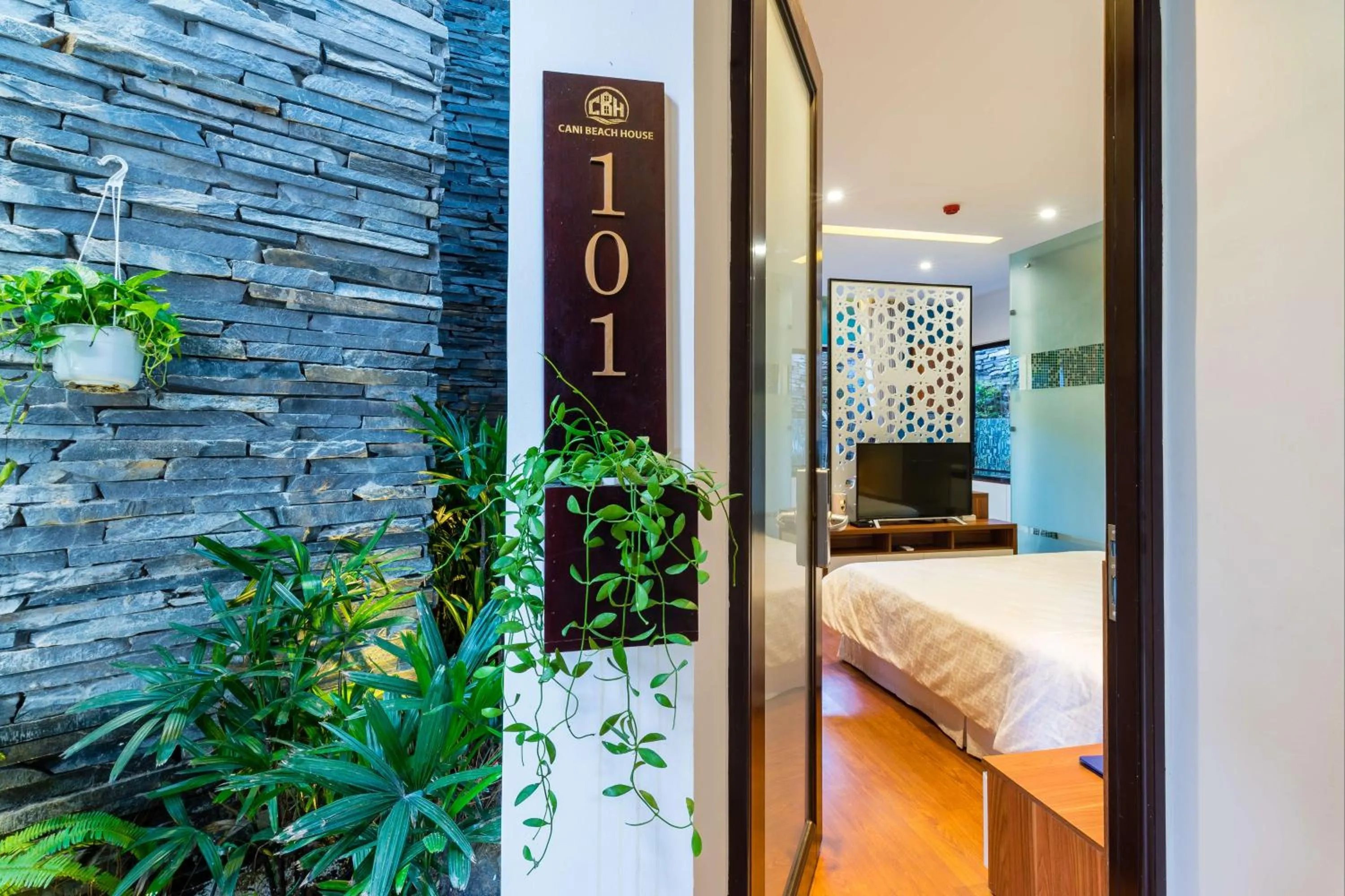 Balcony/Terrace, Bed in Cani Beach House