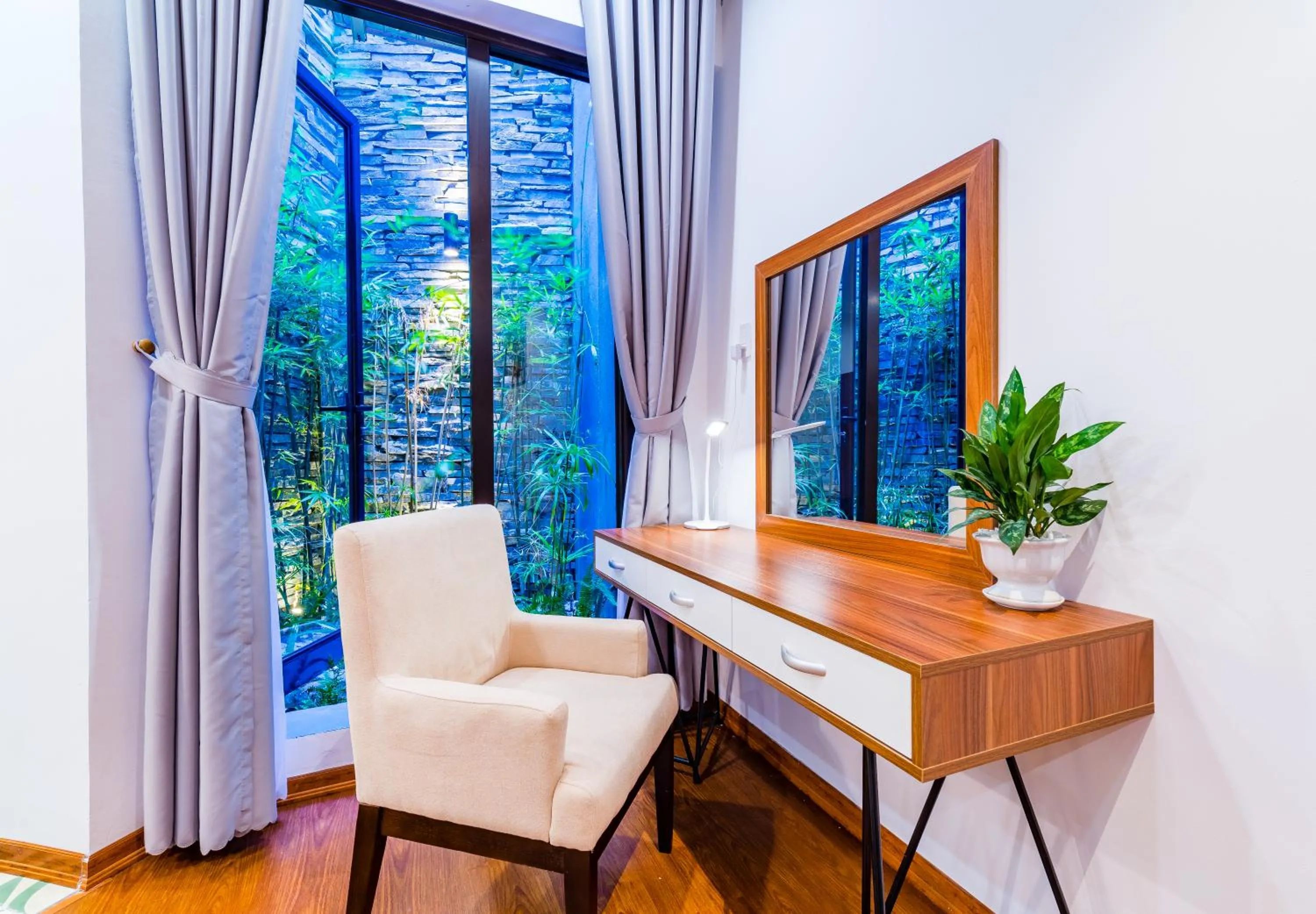 Garden view in Cani Beach House