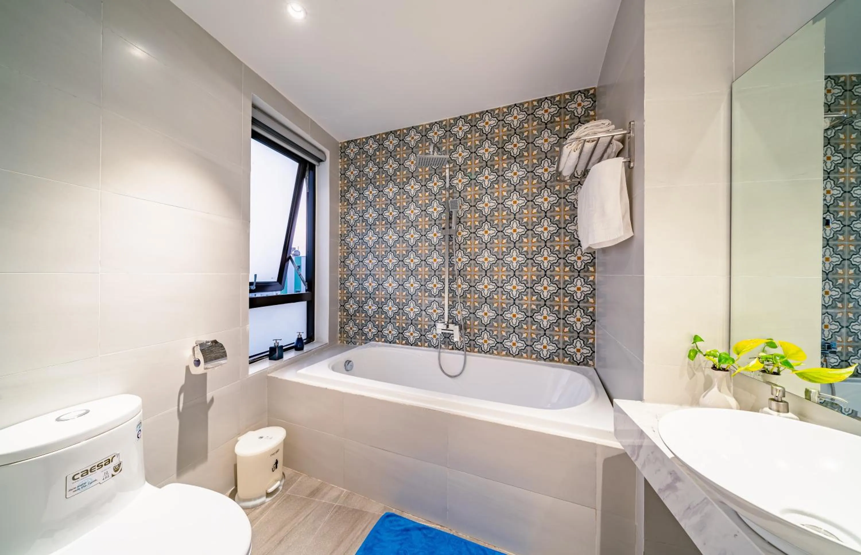 Shower in Cani Beach House