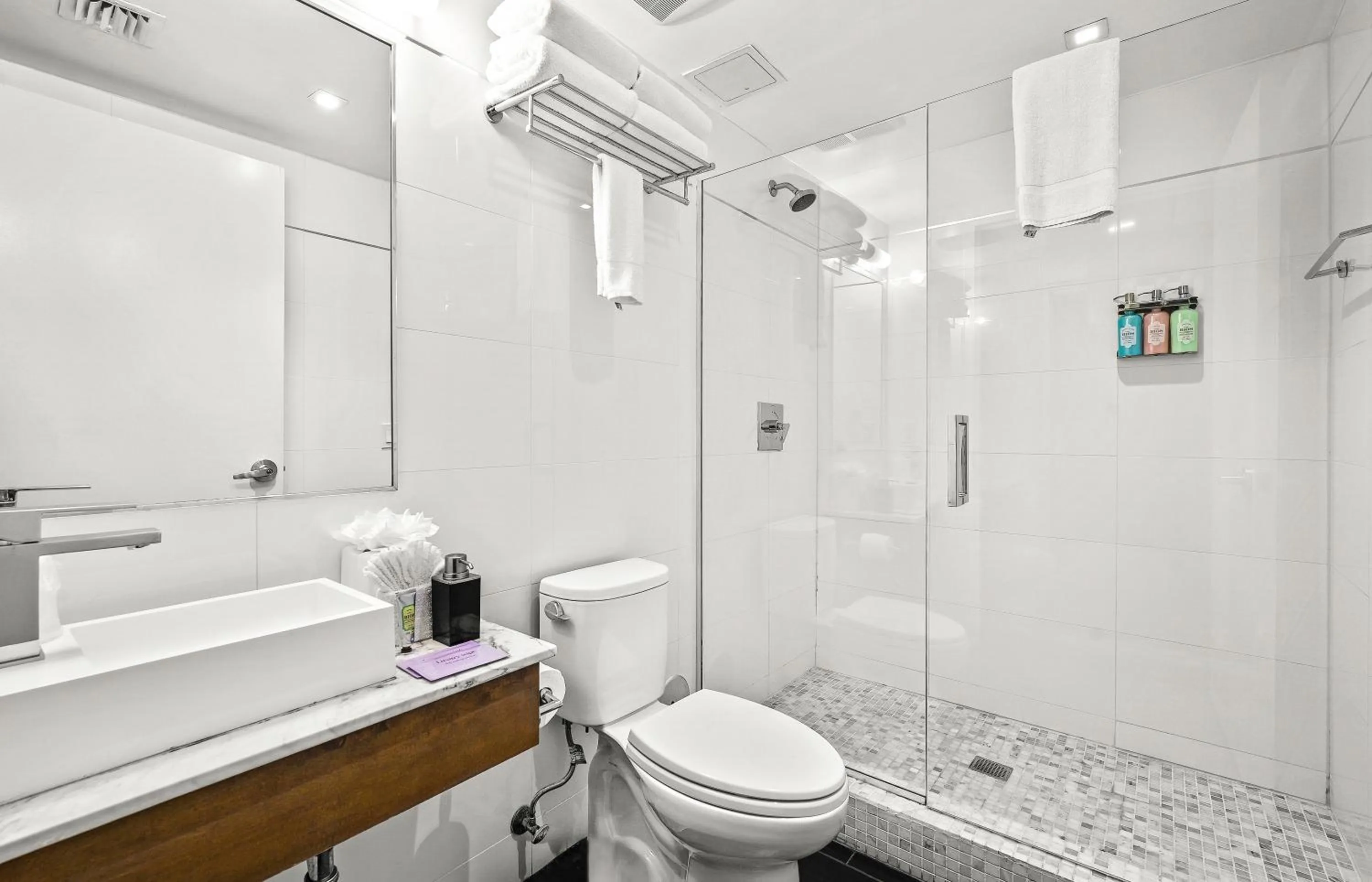 Shower in The Fairwind Hotel