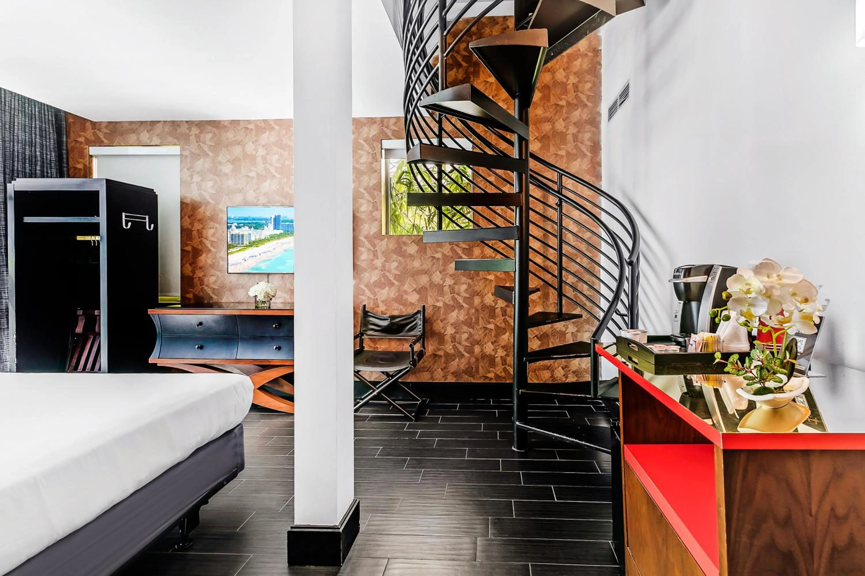 Bed in The Fairwind Hotel