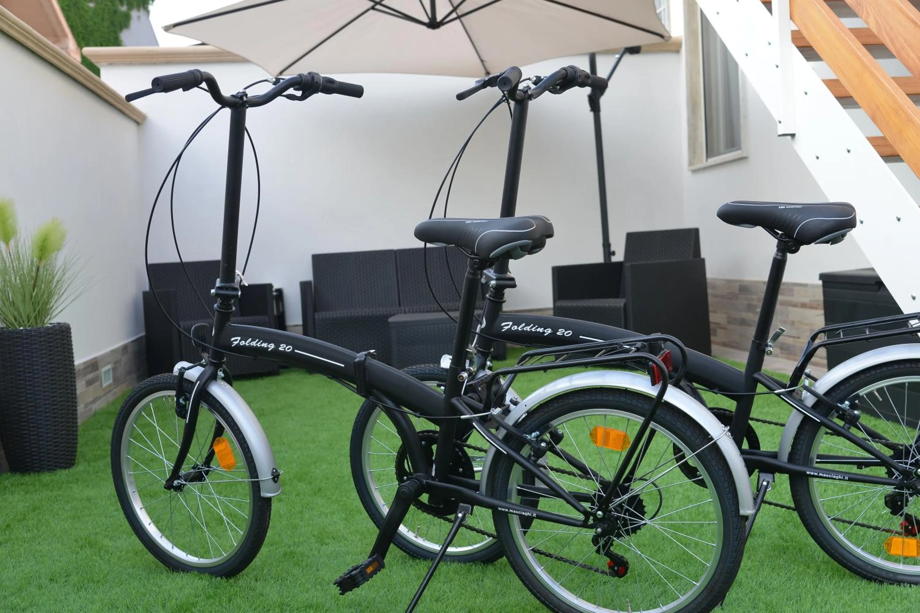 Cycling in B&B Le Mansarde