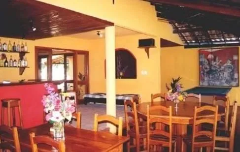 Lounge or bar in Pousada O Cantinho