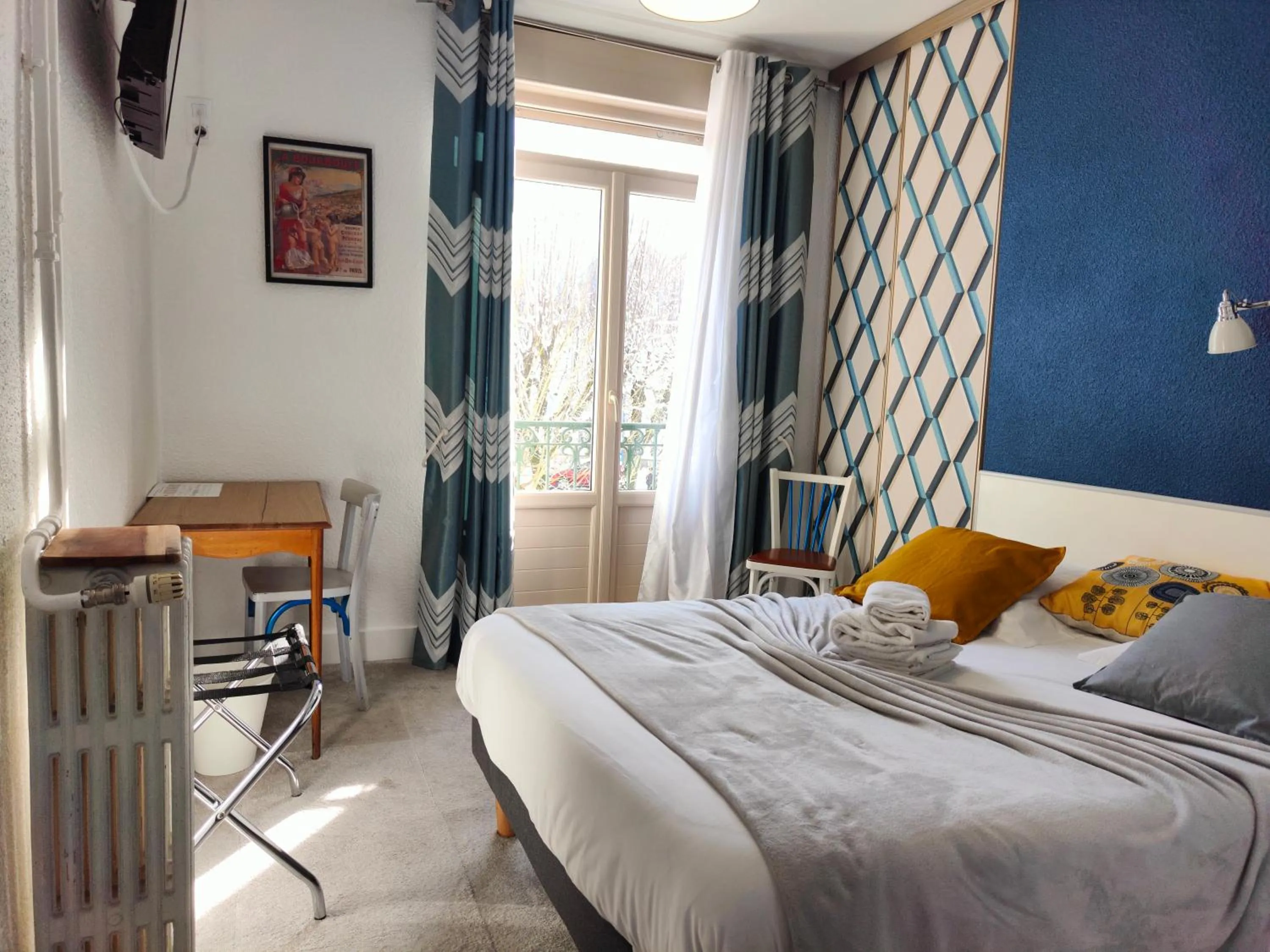 Bed in Hotel Au Val Doré