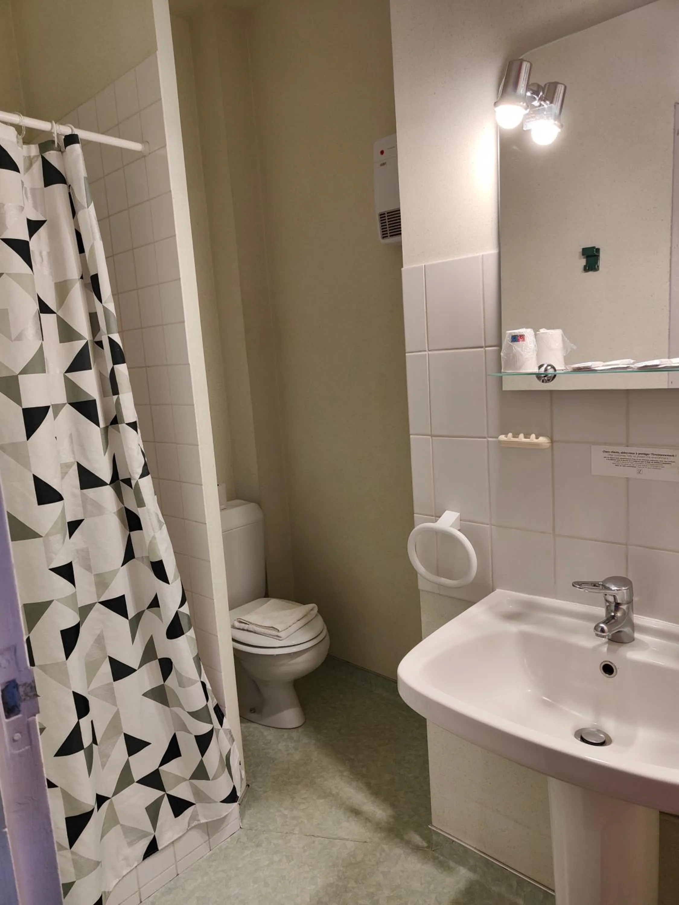 Bathroom in Hotel Au Val Doré