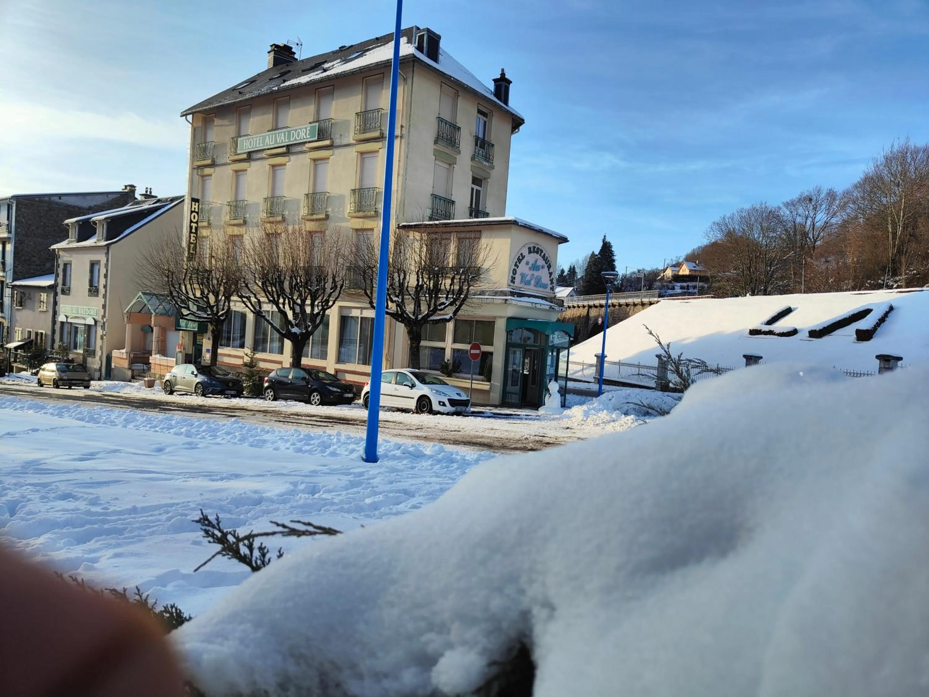 Property building in Hotel Au Val Doré