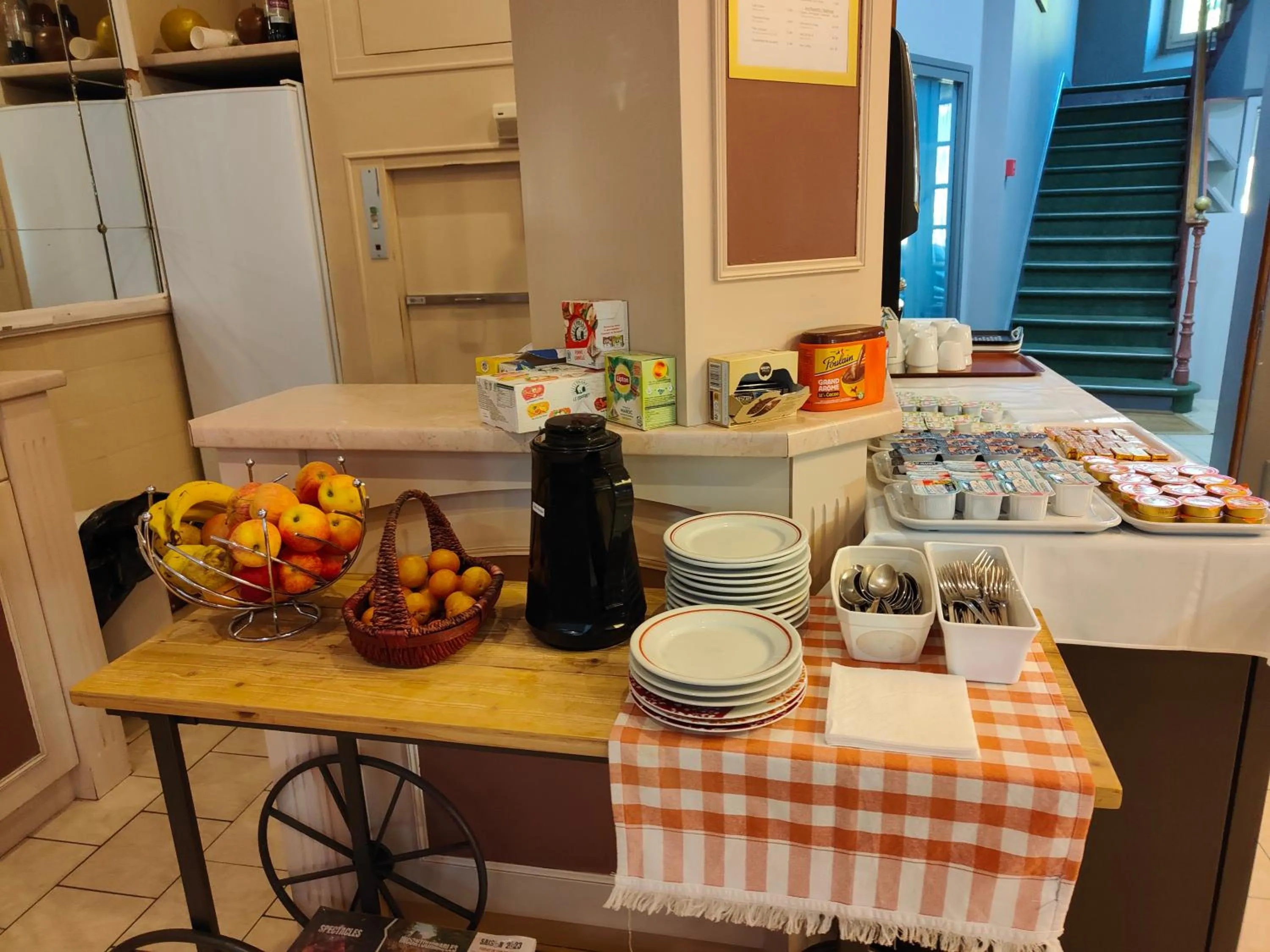 Buffet breakfast in Hotel Au Val Doré