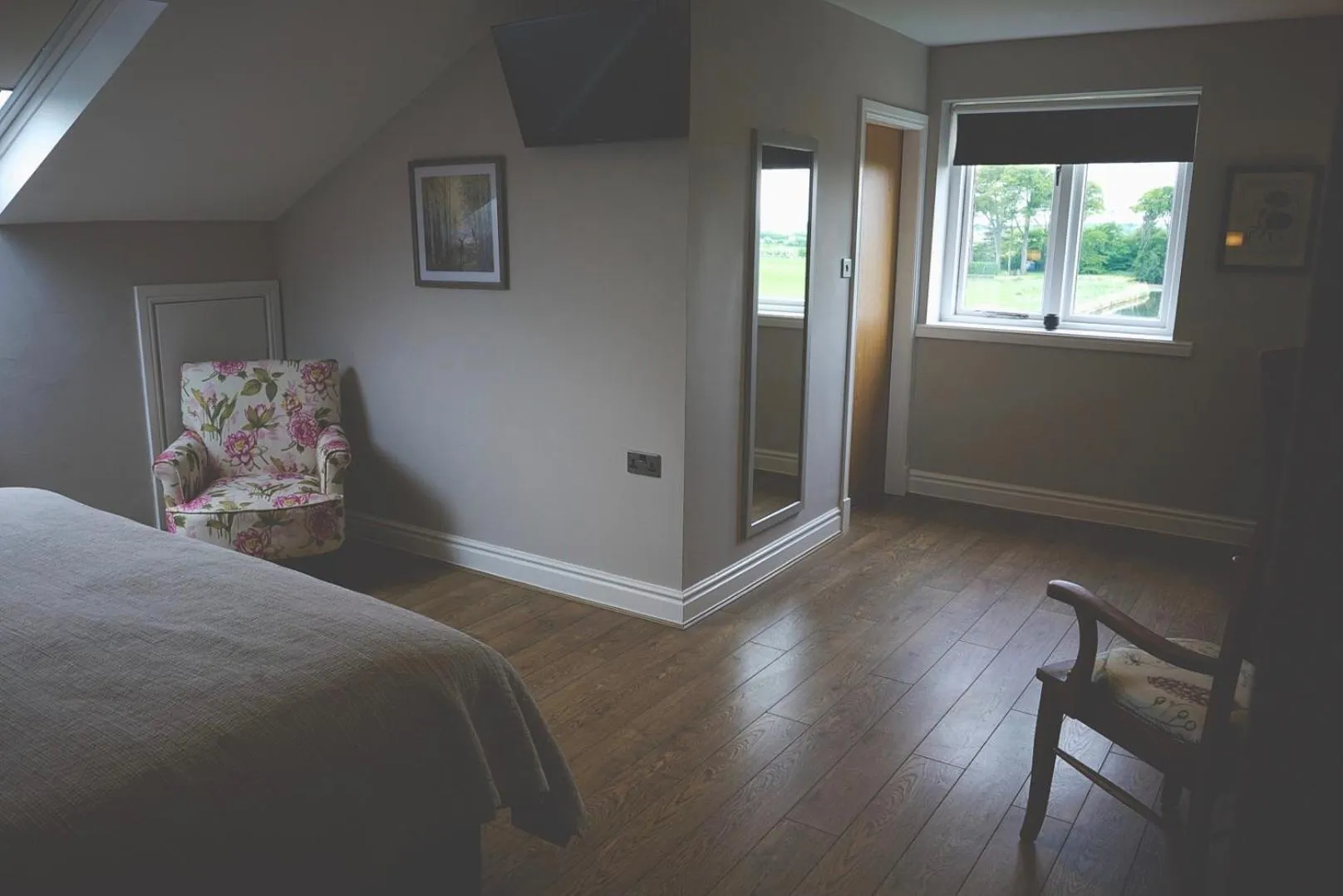 Bedroom, Bed in Pyes Mill Hotel Conder Green
