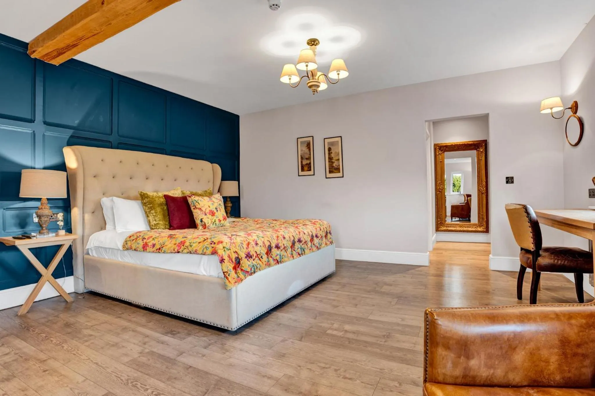 Bed in Pyes Mill Hotel Conder Green