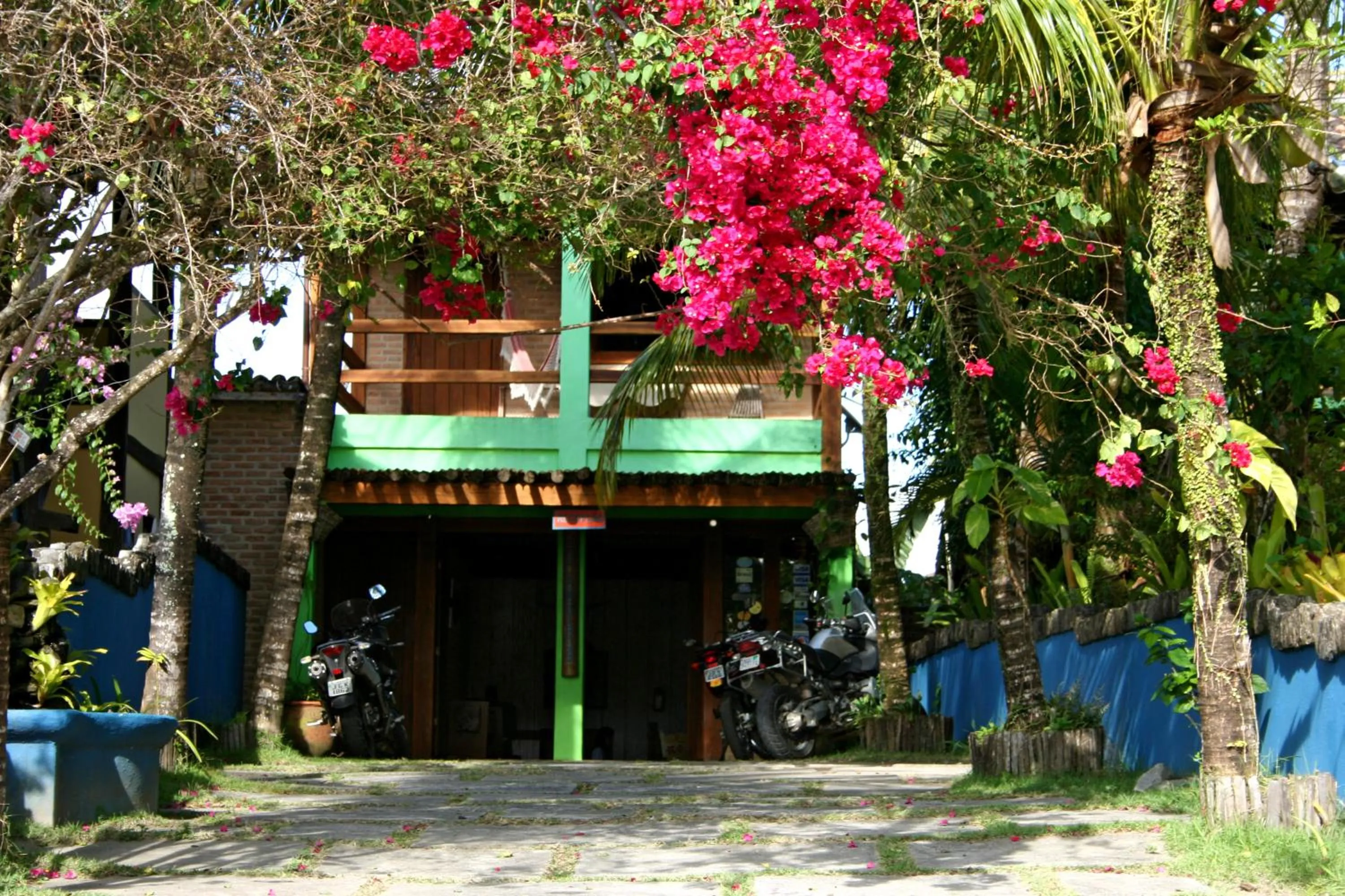 Facade/entrance in Pousada Bucaneiros