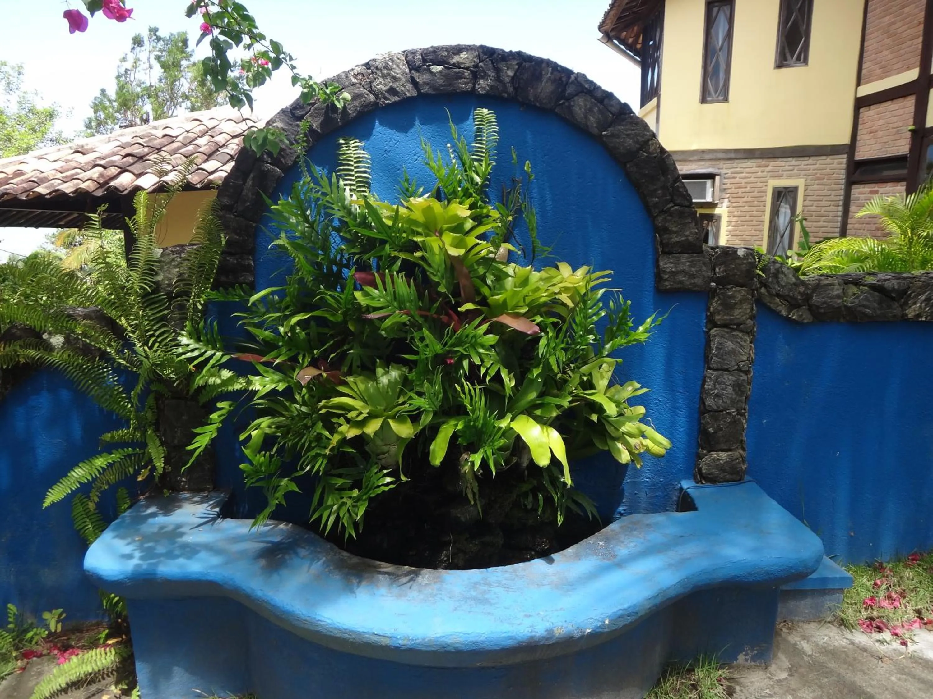 Facade/entrance in Pousada Bucaneiros