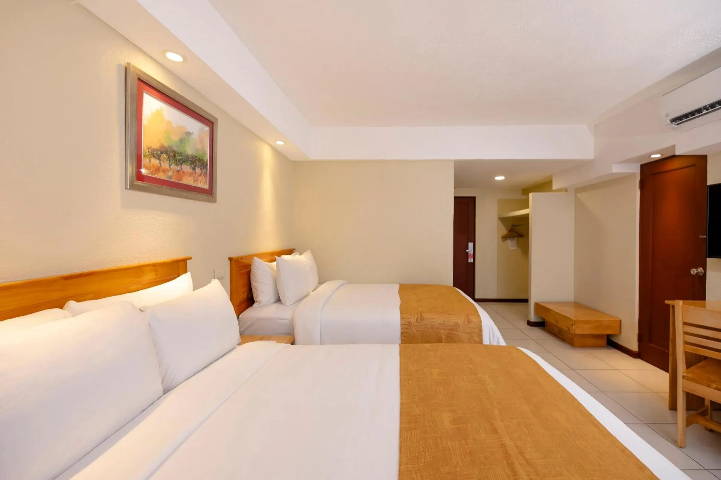 Property building, Bed in Best Western Jaco Beach All Inclusive Resort