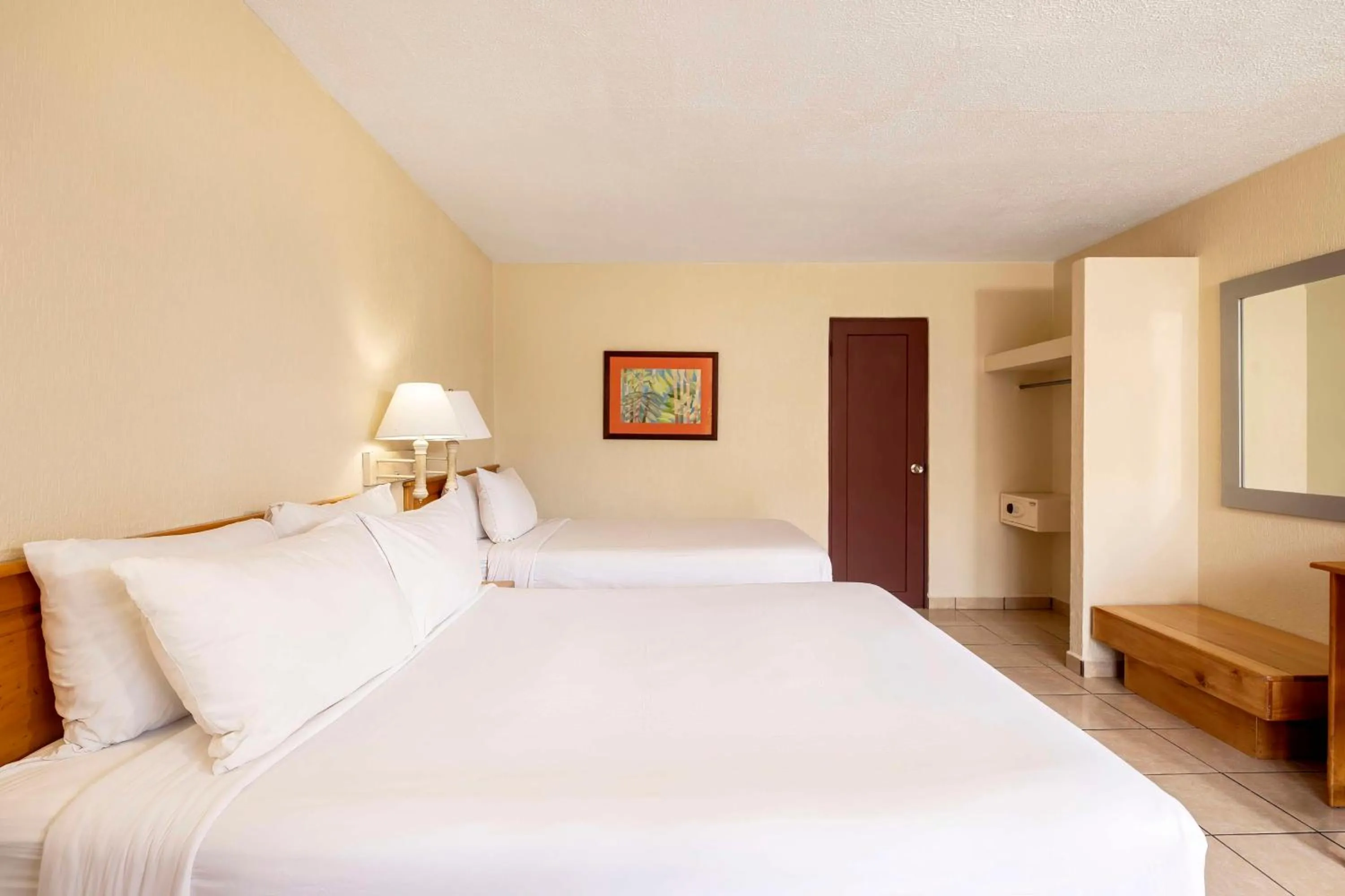 Bedroom, Bed in Best Western Jaco Beach All Inclusive Resort