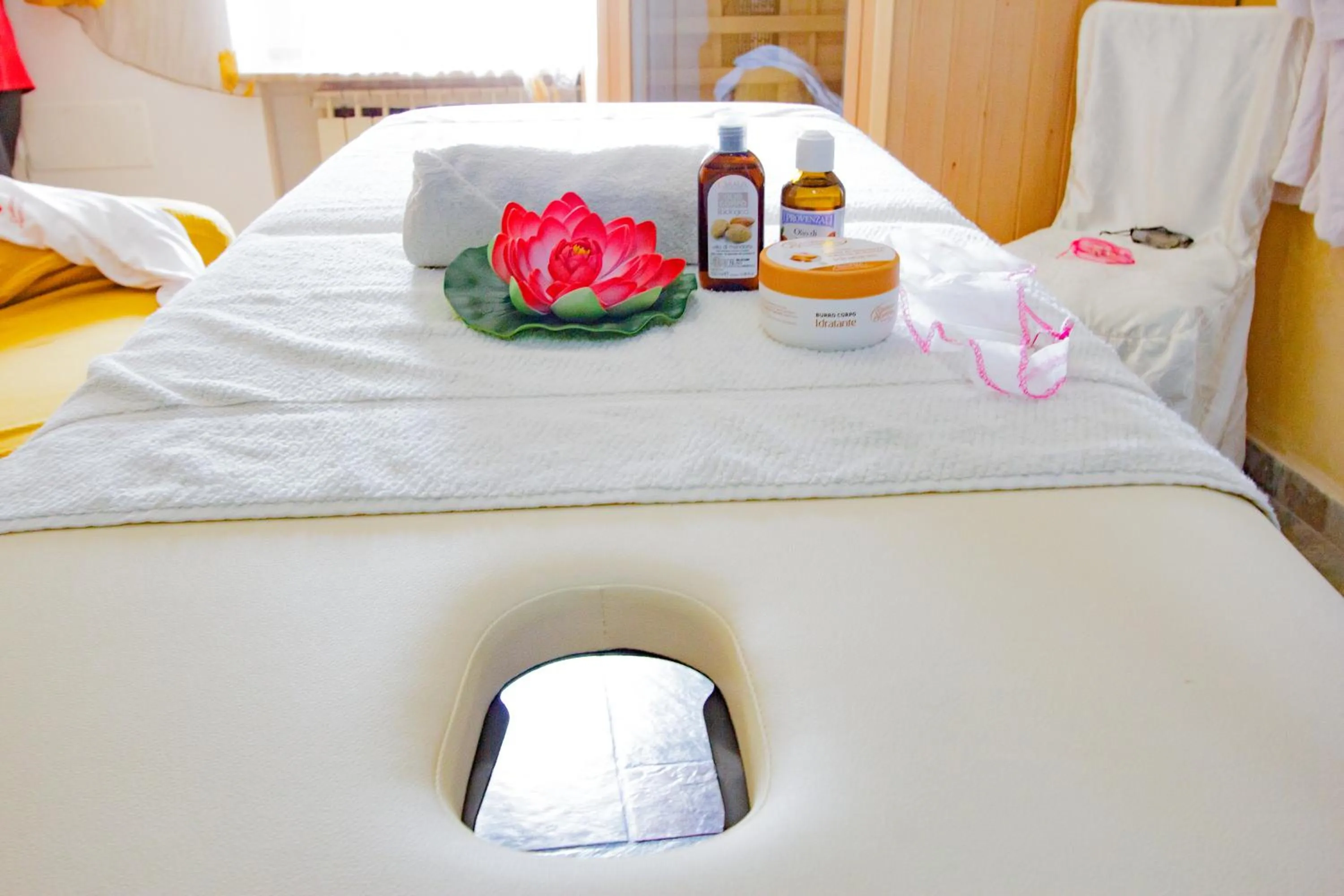 Massage, Bed in Eden Lilli B&B