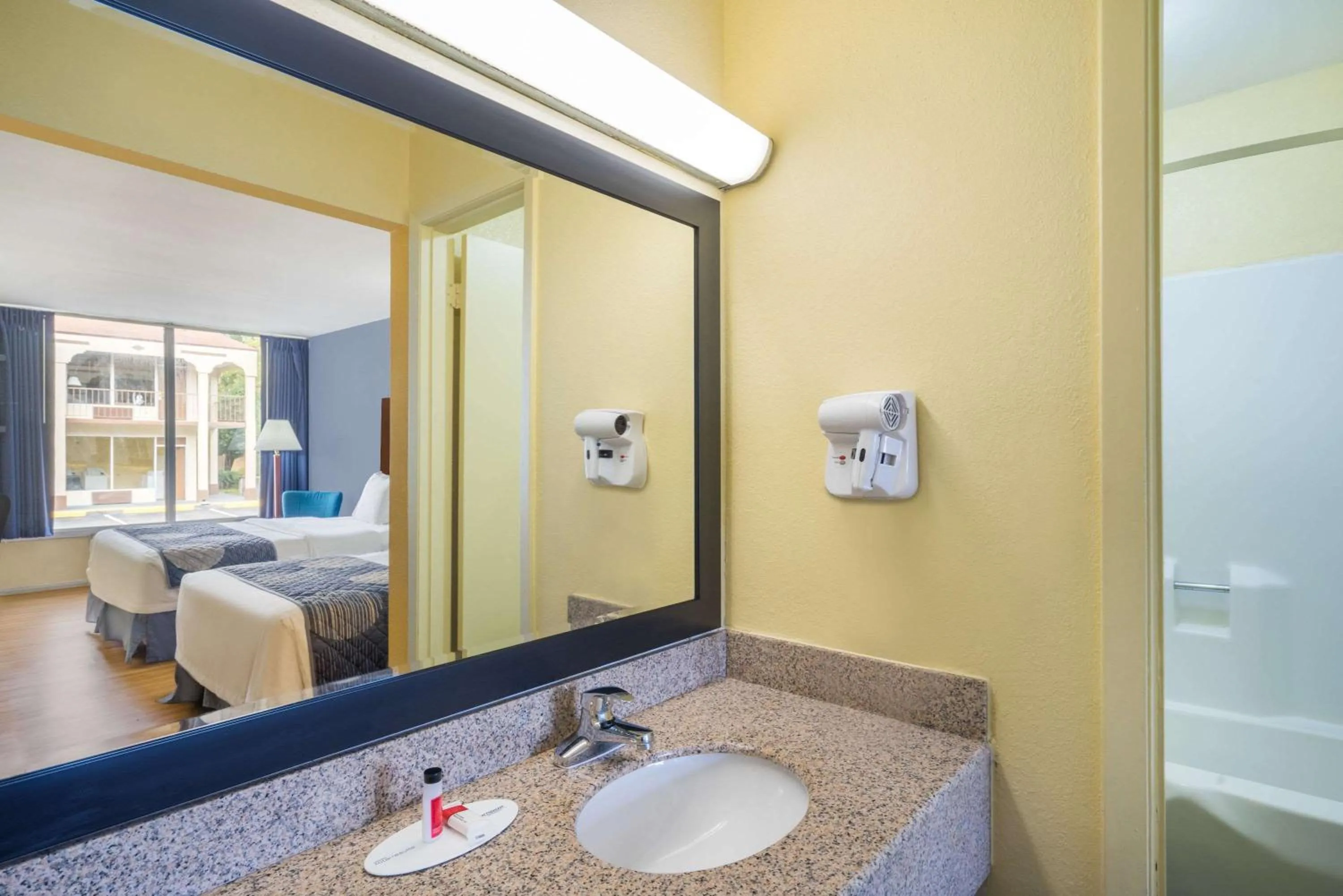 Bathroom, Bed in Days Inn by Wyndham Statesville