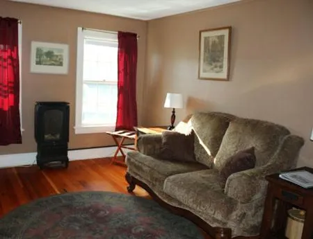 Day in Wildcat Inn and Tavern