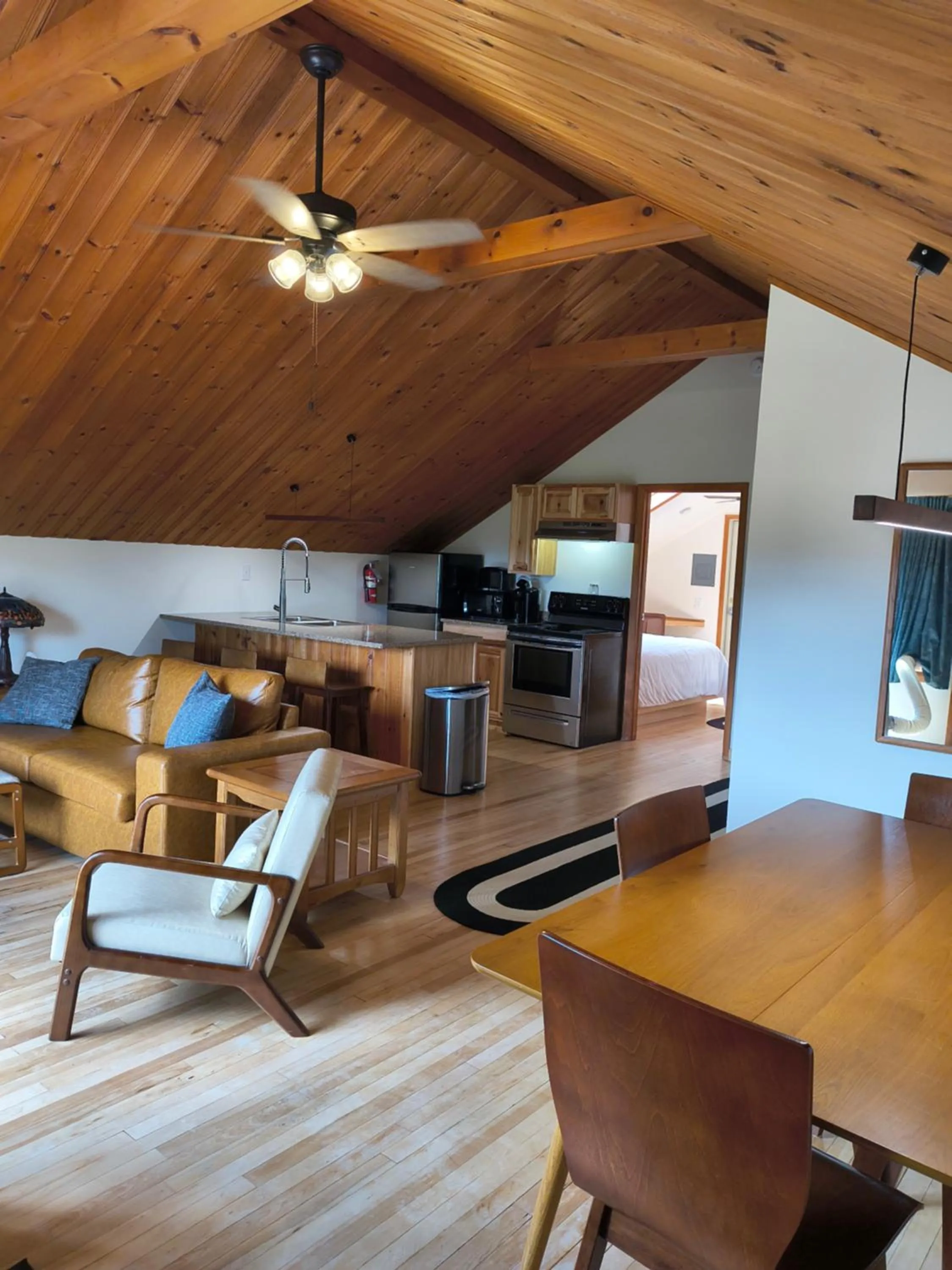 Living room in Sara Placid Inn & Suites