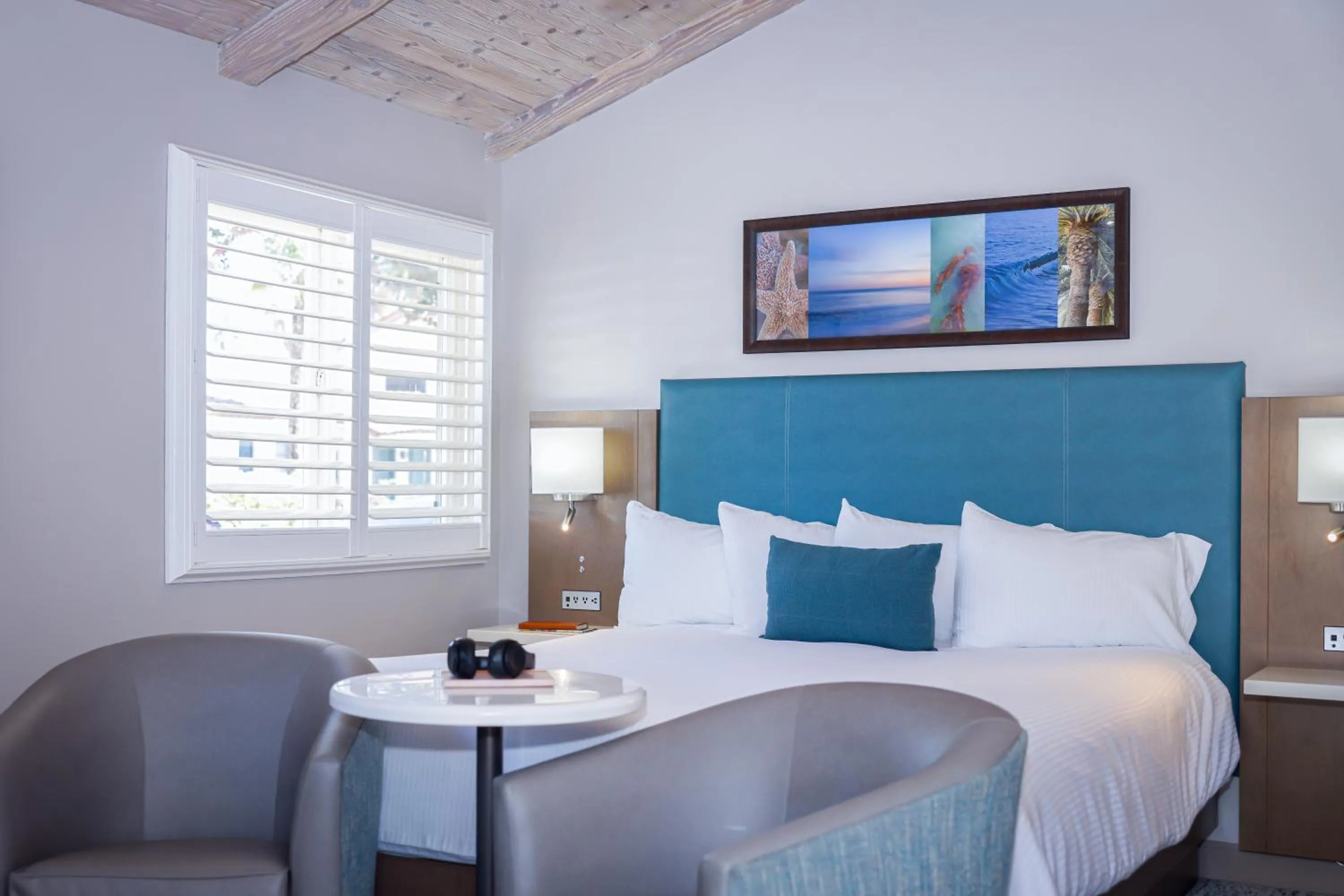 Bed in Marina Beach Motel