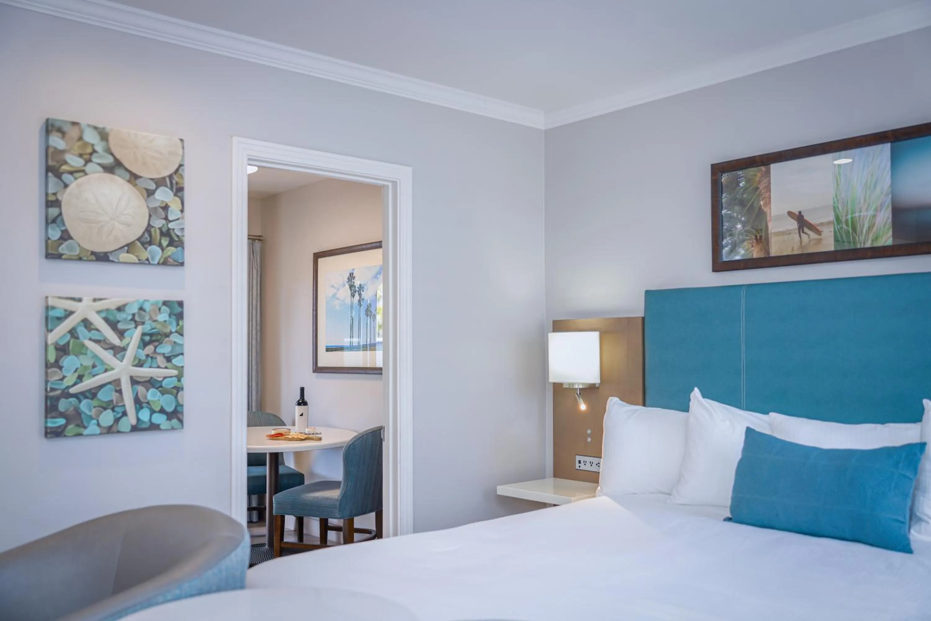 Bed in Marina Beach Motel