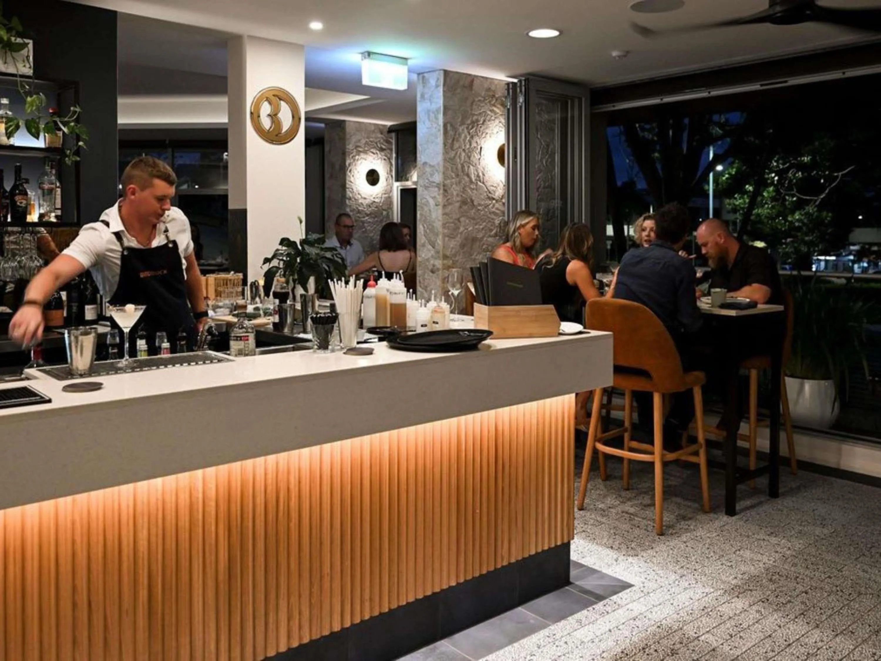 Restaurant/places to eat in Mercure Centro Port Macquarie