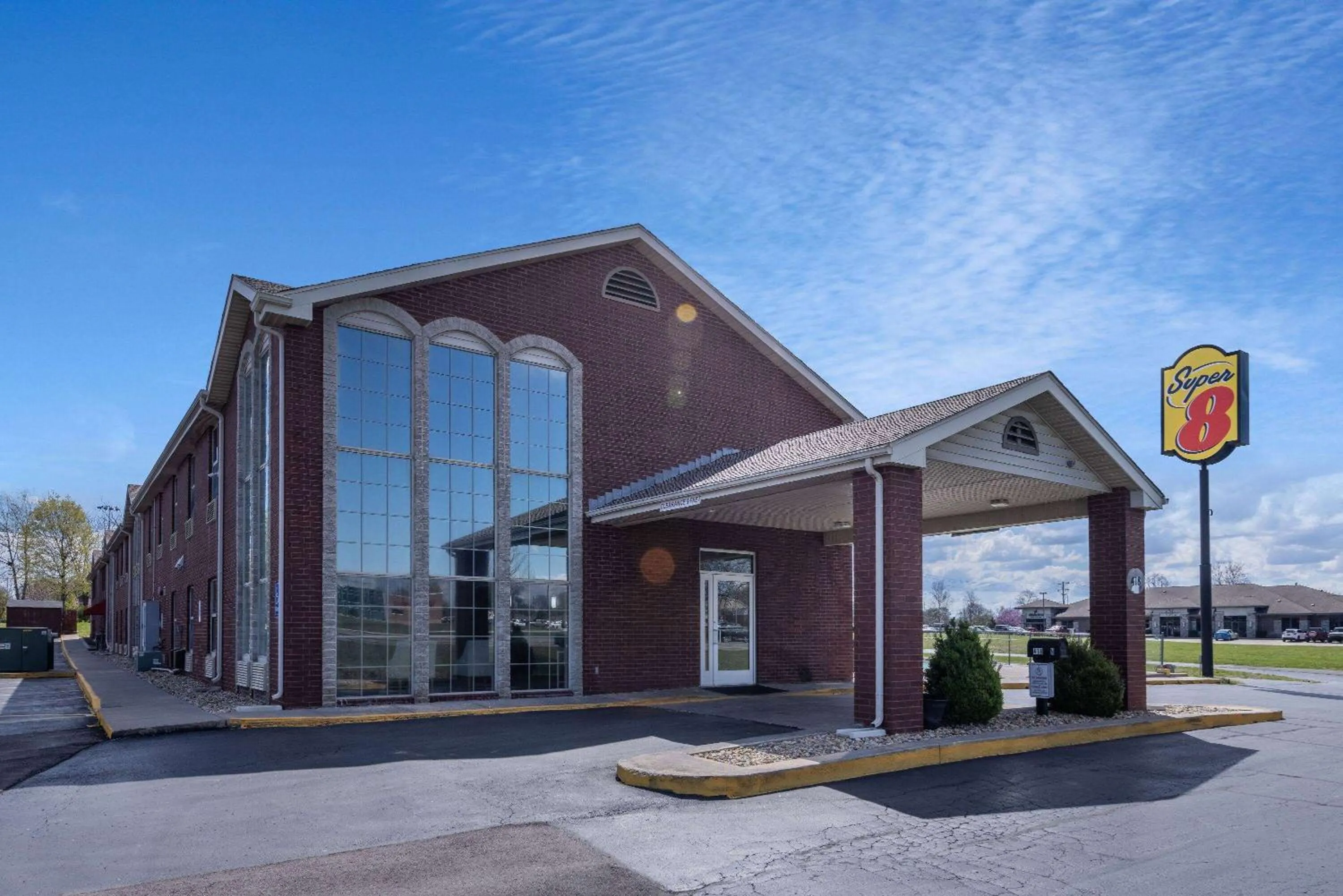 Property building in Super 8 by Wyndham Nixa/Springfield Area