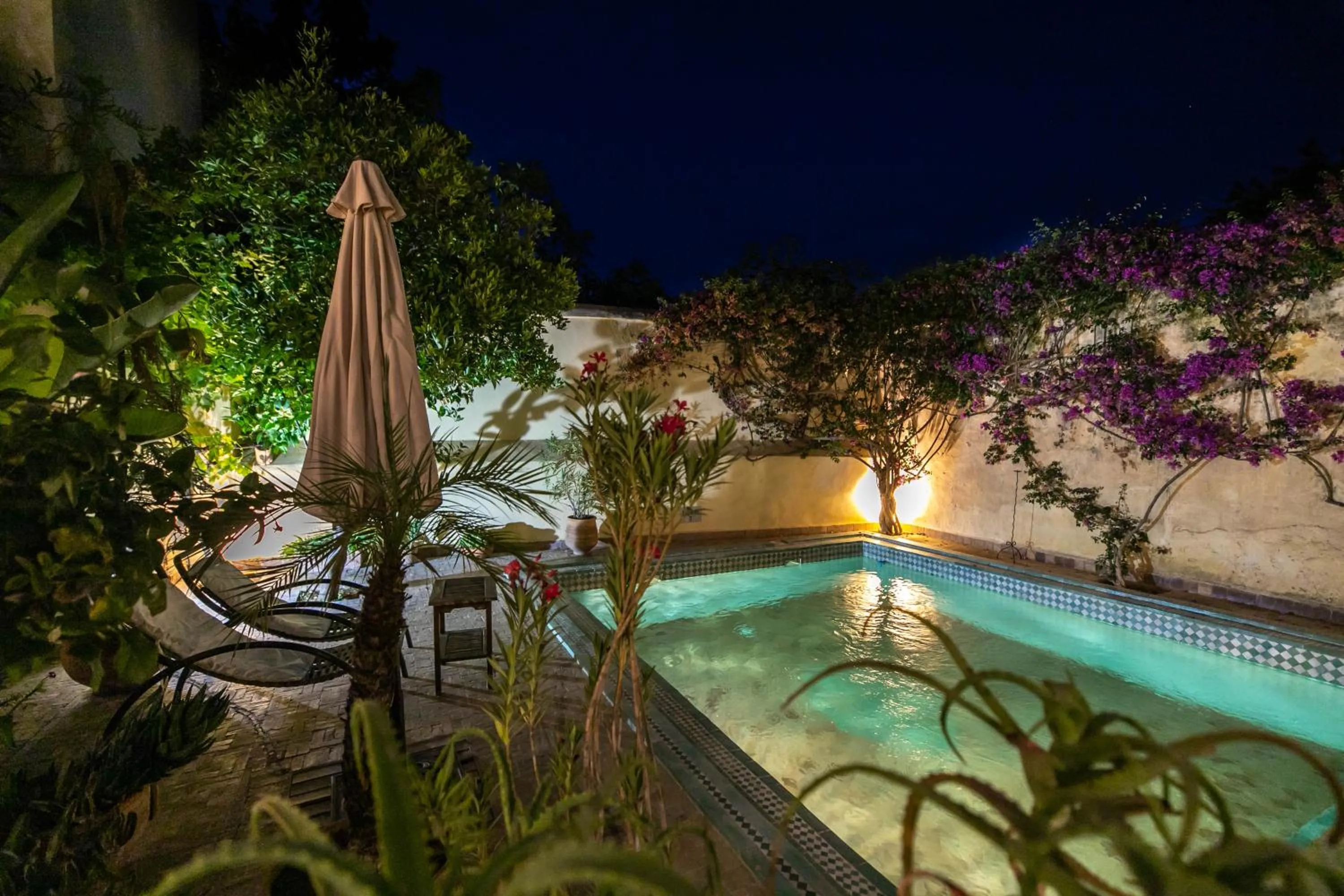 Swimming pool in Ryad Mabrouka