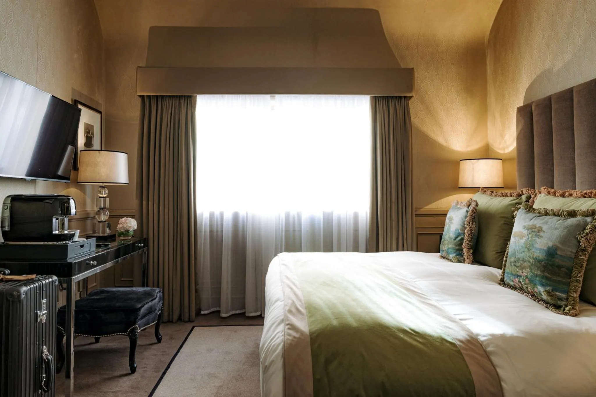 Bedroom, Bed in Althoff St James's Hotel & Club London