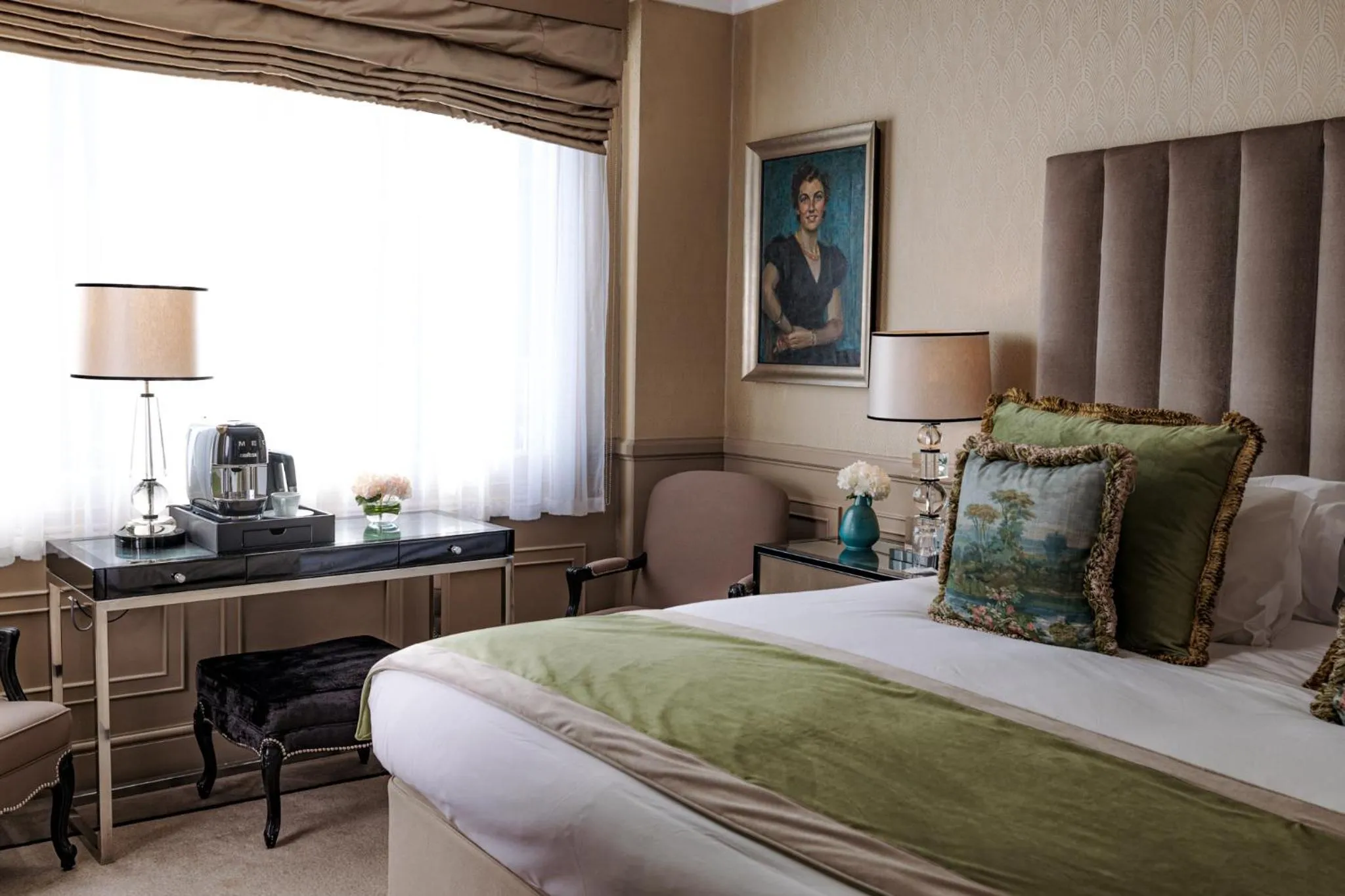 Bedroom, Bed in Althoff St James's Hotel & Club London