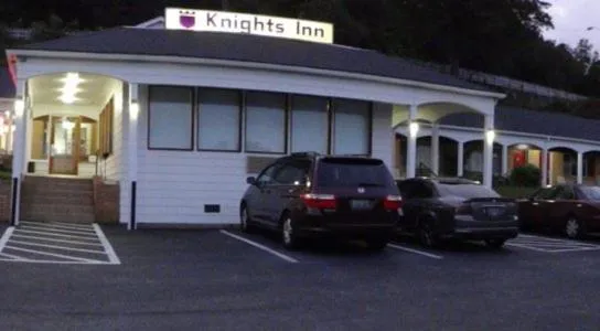 Facade/entrance in Knights Inn Galax