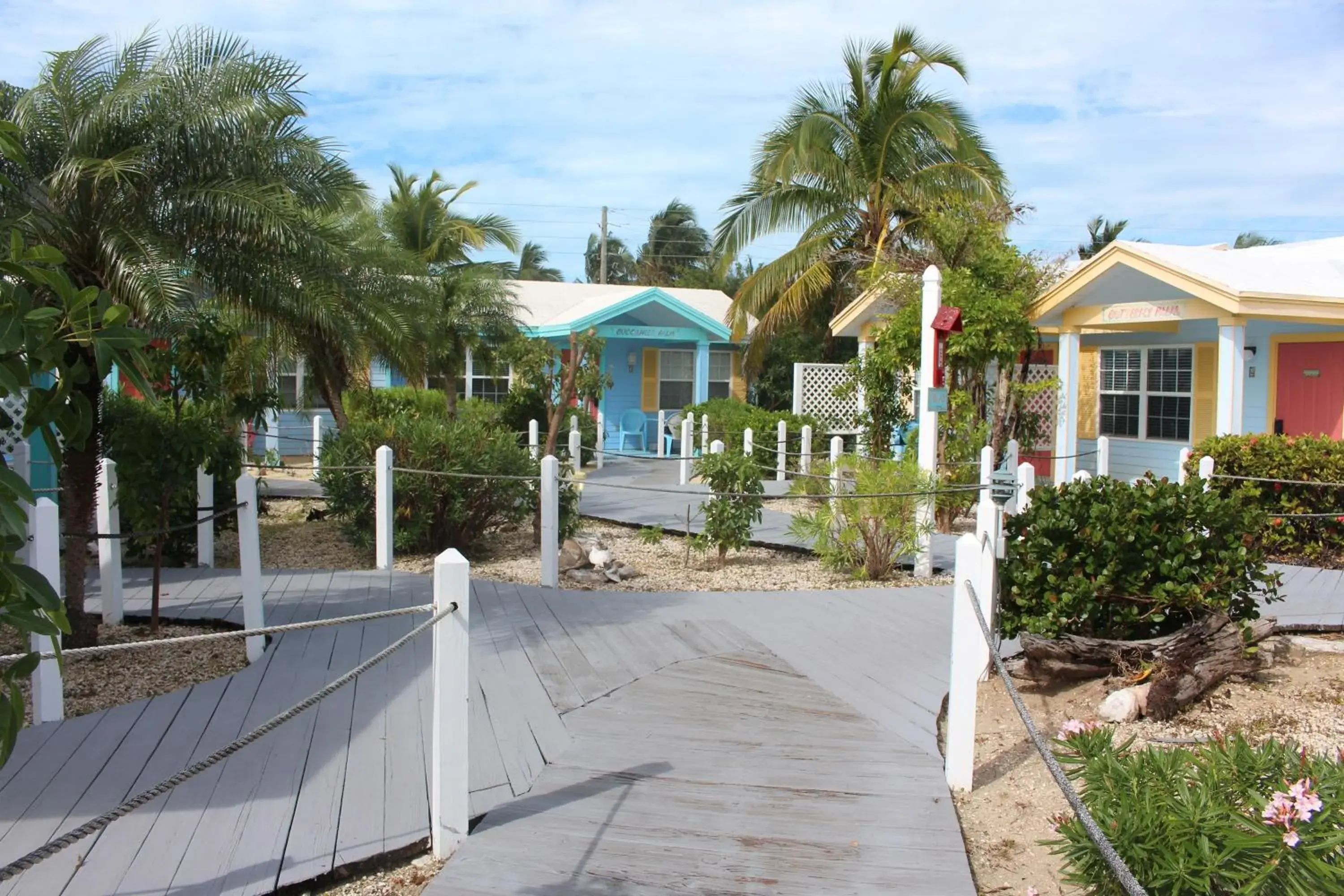 Deluxe King Suite in Hideaways Exuma Deluxe King Suite in Hideaways Exuma