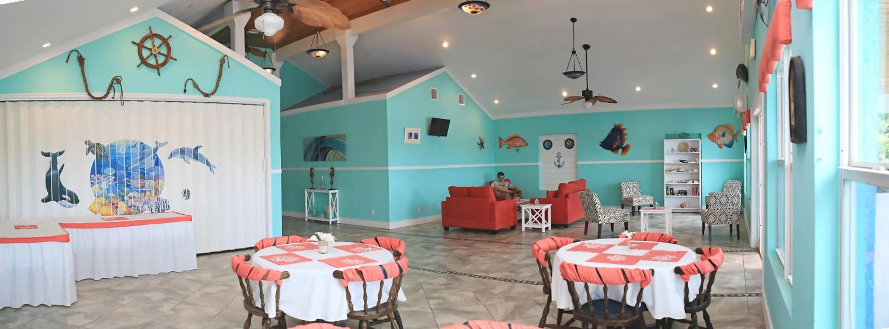 Property building in Hideaways Exuma