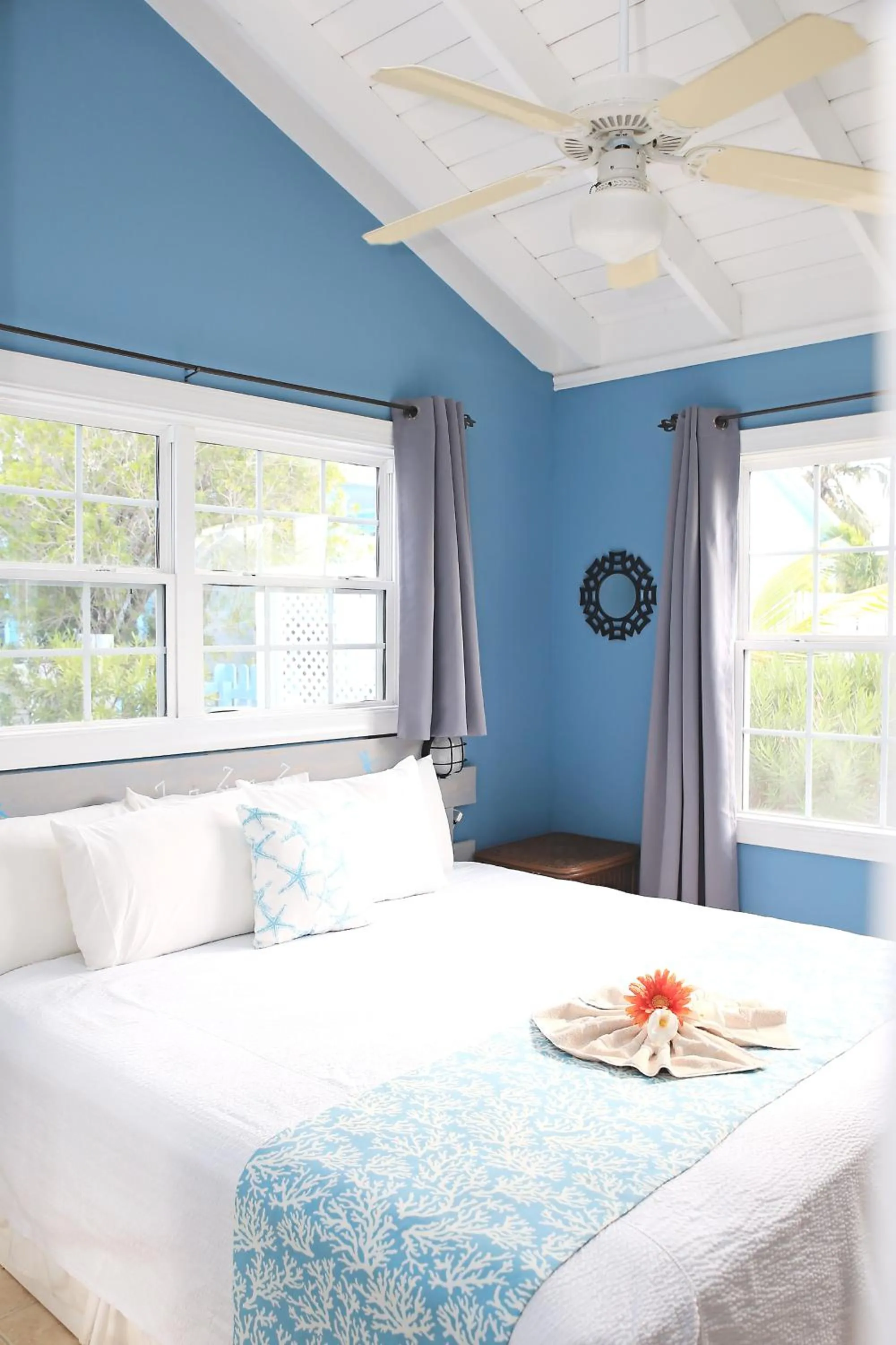 Bedroom, Bed in Hideaways Exuma