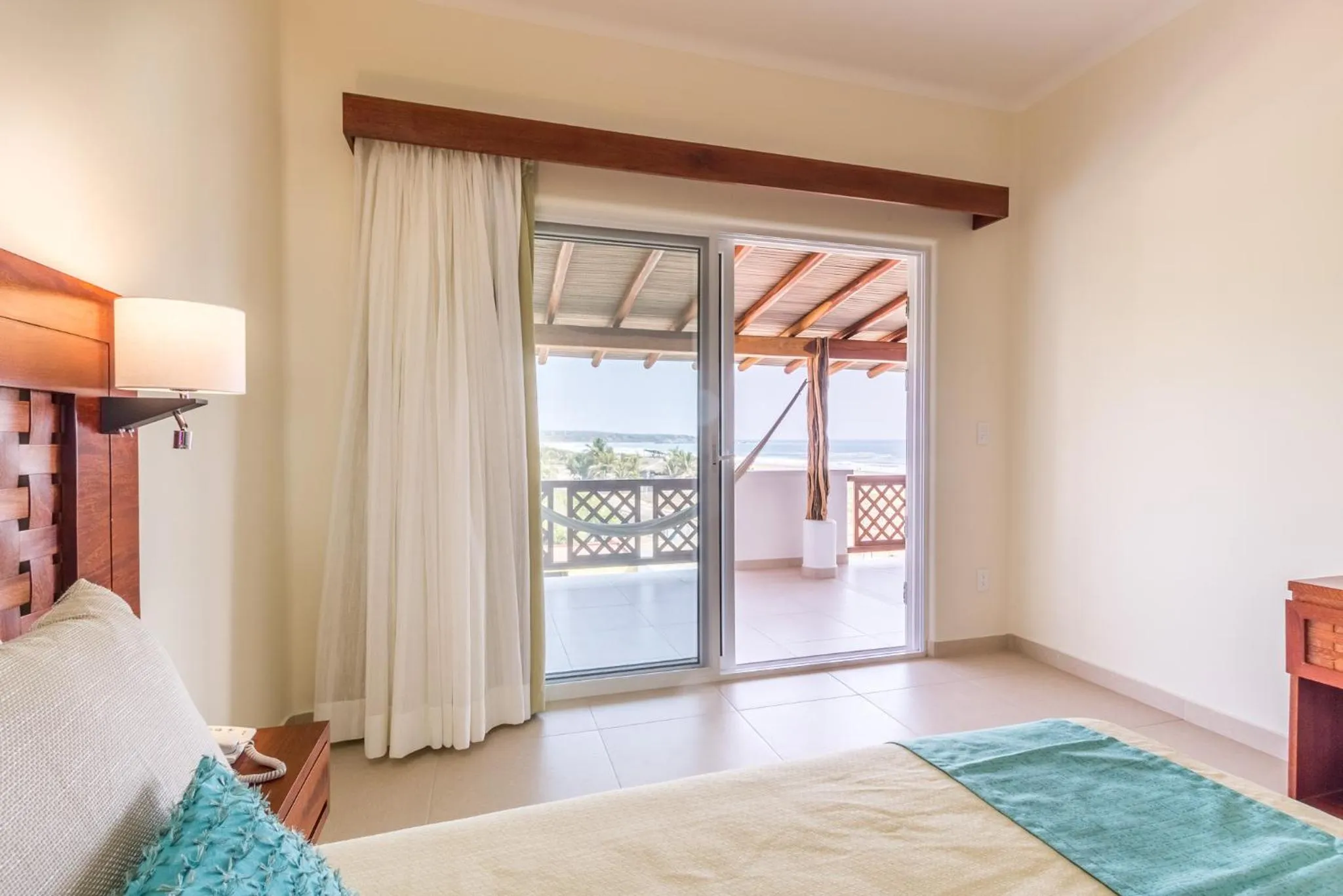 Balcony/Terrace, Bed in Hotel Blater