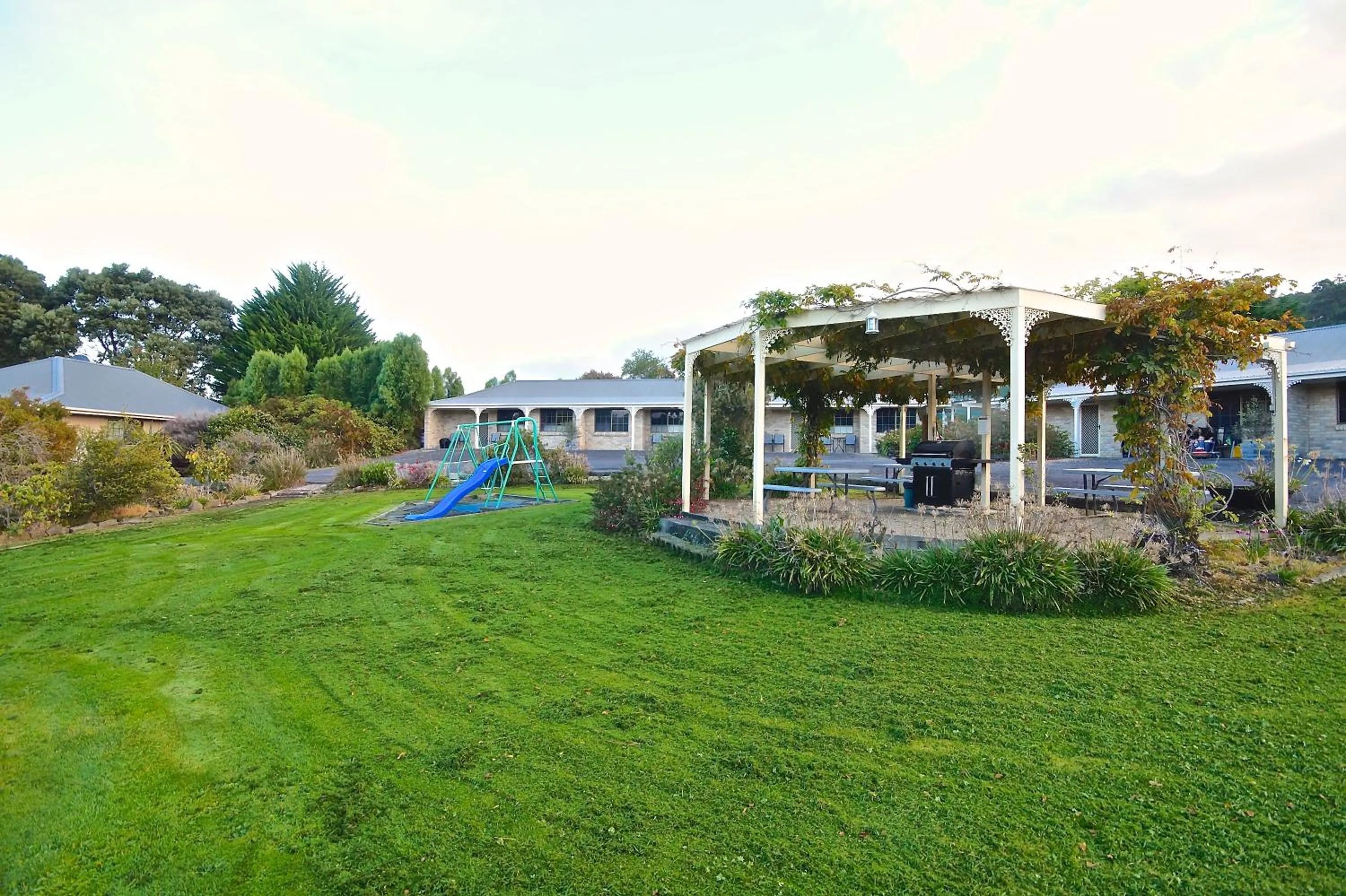 BBQ facilities in Port Arthur Villas