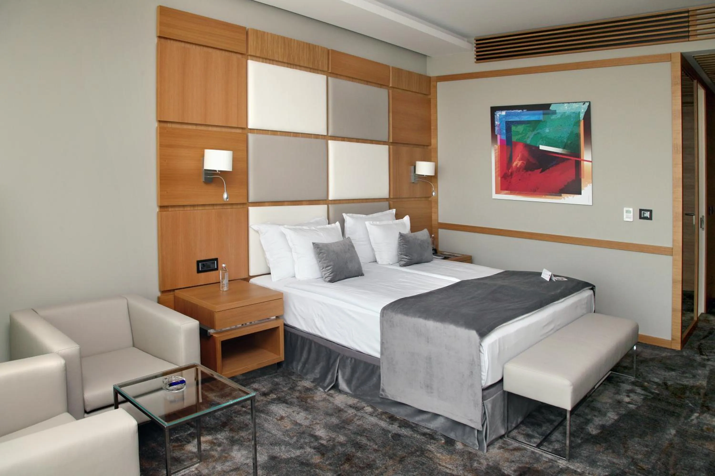 Bed in Merit Grand Mosta Spa Hotel & Casino