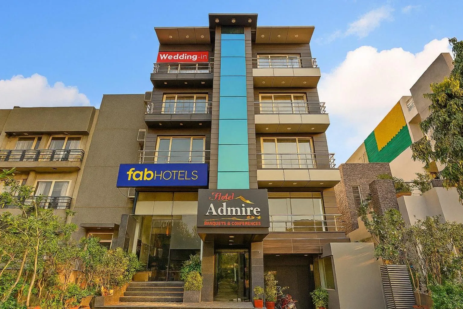 Facade/entrance in FabHotel Admire Suites