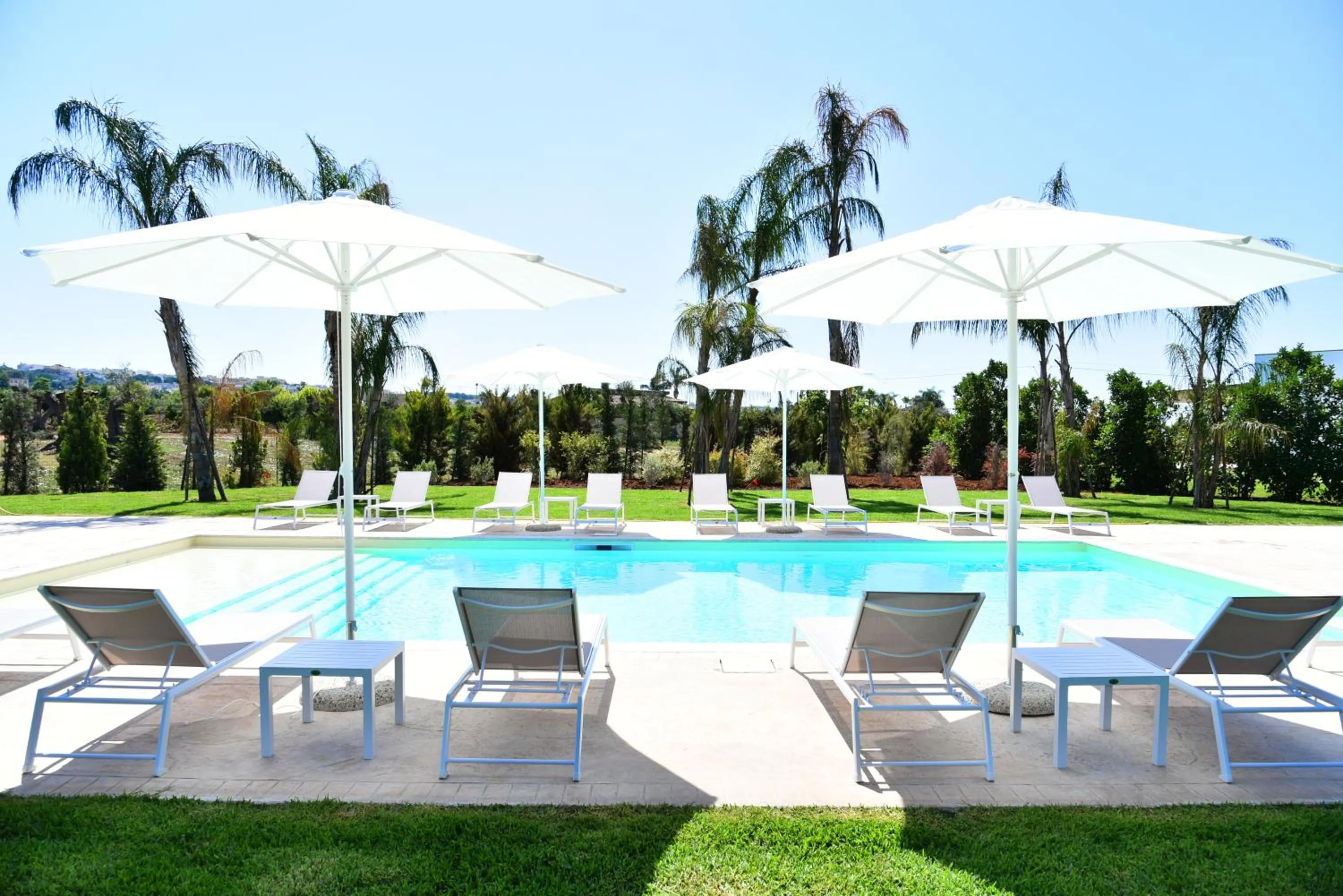 Swimming pool in Borgo Fiorito Relais