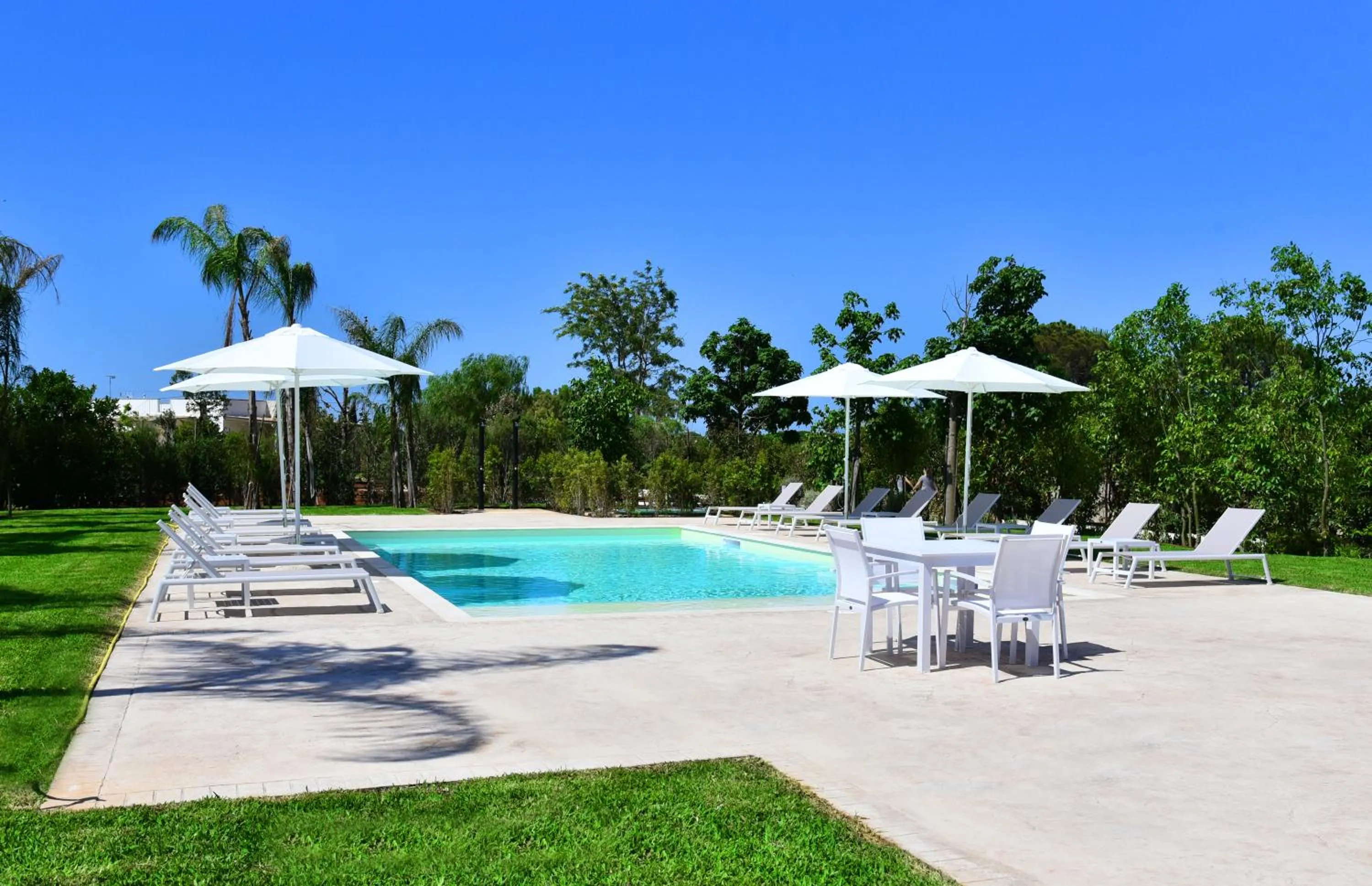 Swimming pool in Borgo Fiorito Relais