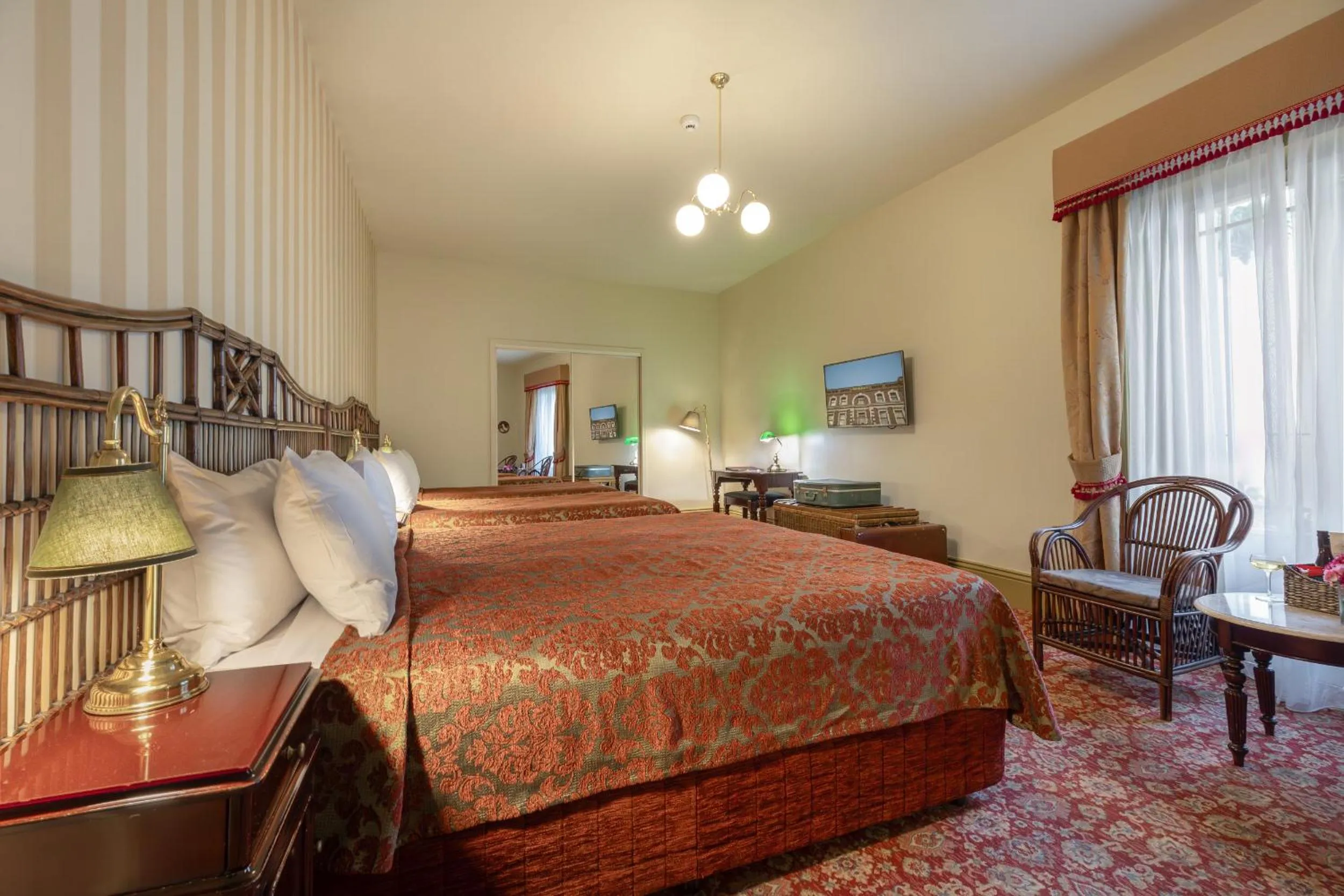 Bedroom, Bed in Hadley's Orient Hotel