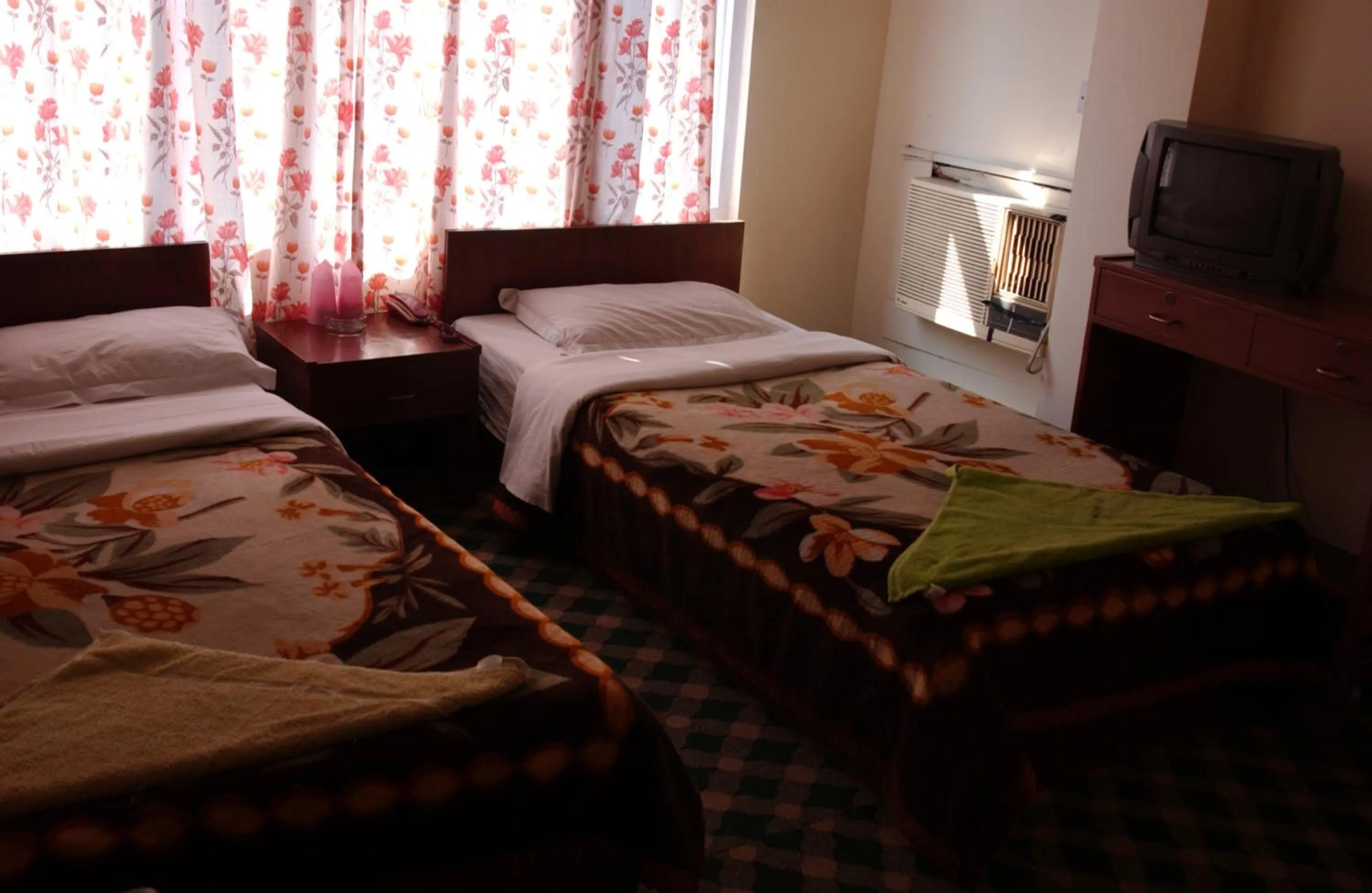 Bedroom, Bed in Hotel Discovery Inn