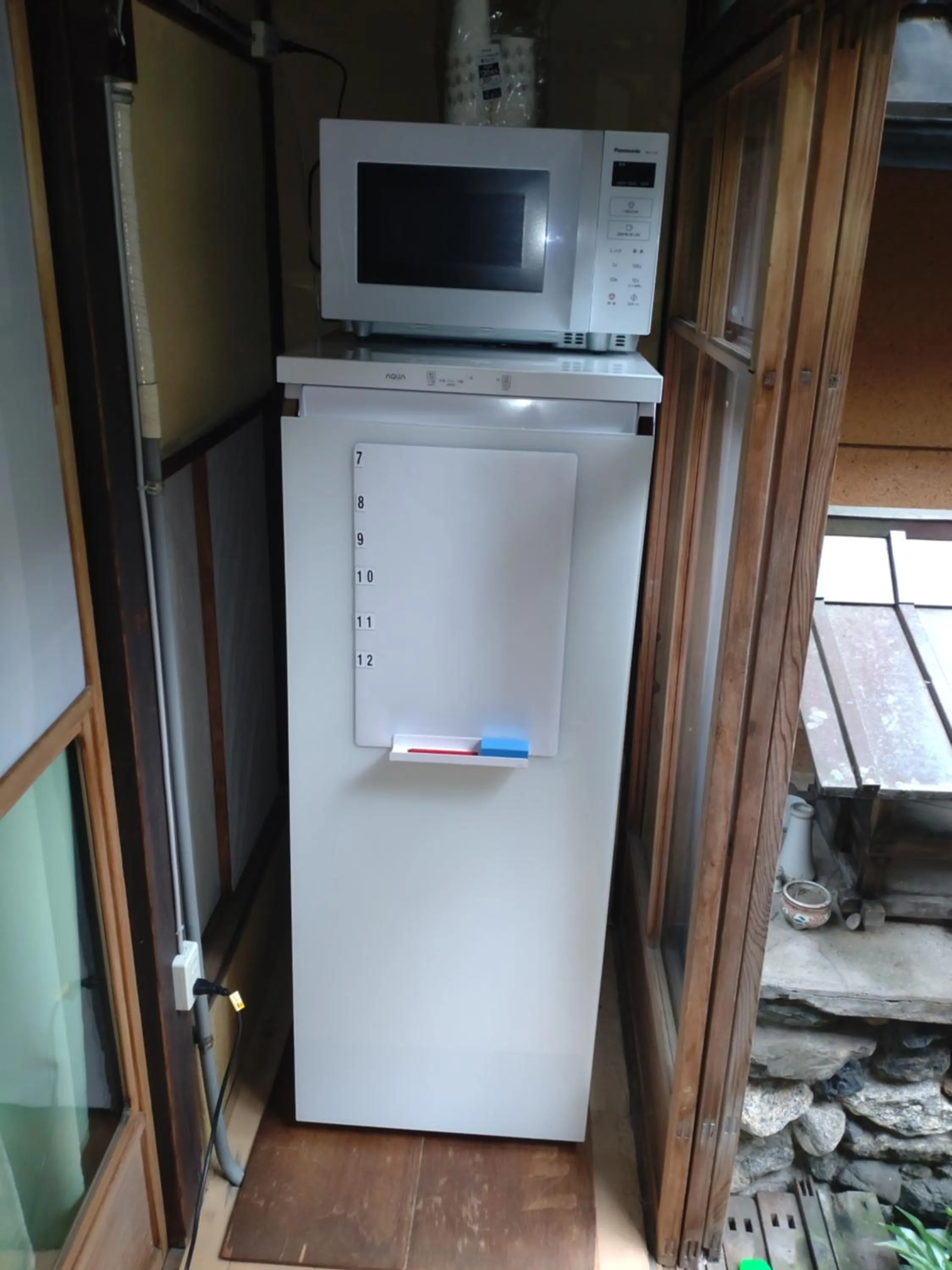 Communal lounge/ TV room in Wajimaya Ryokan