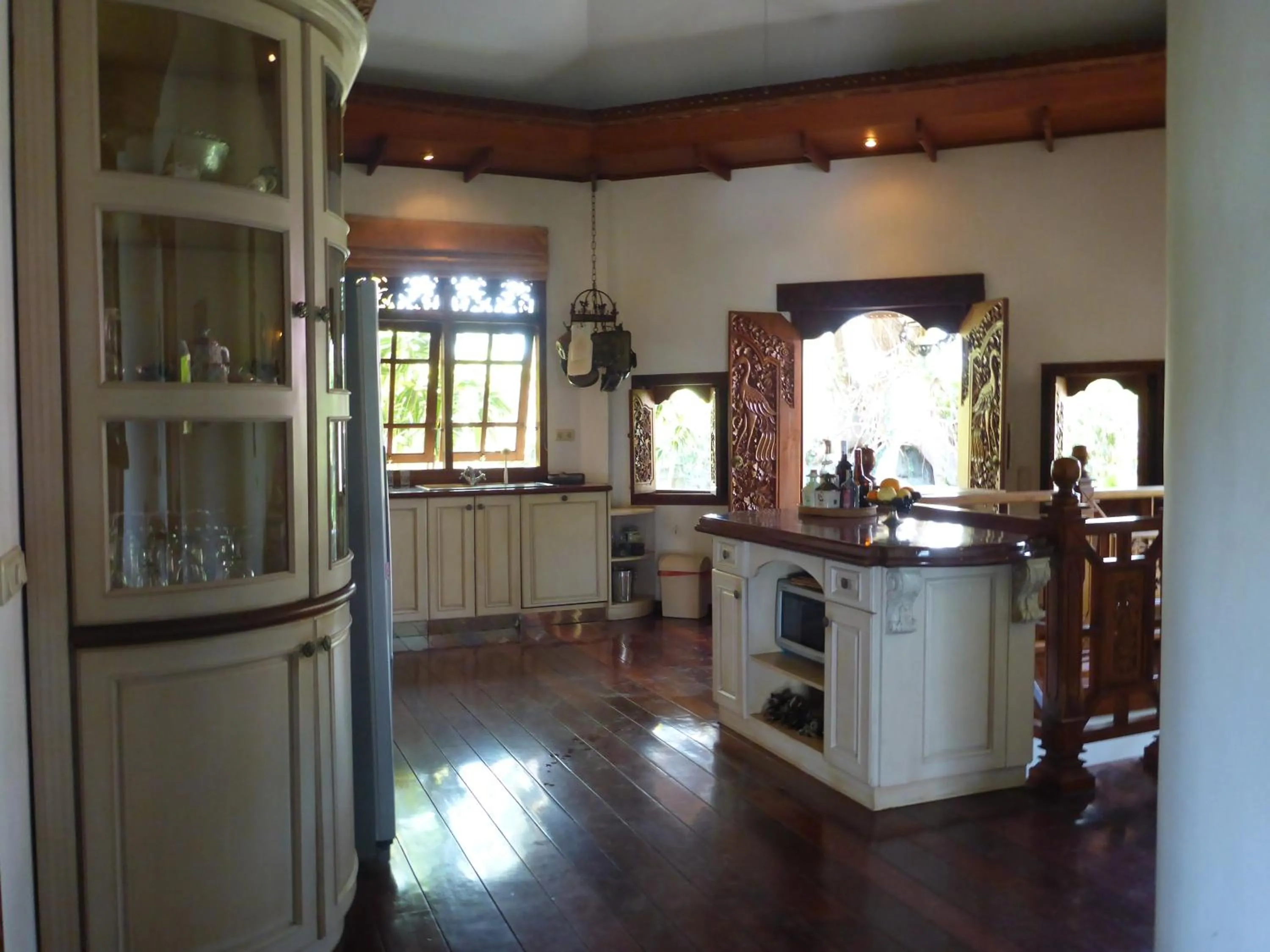 Kitchen or kitchenette in Gunung Paradis Retreat