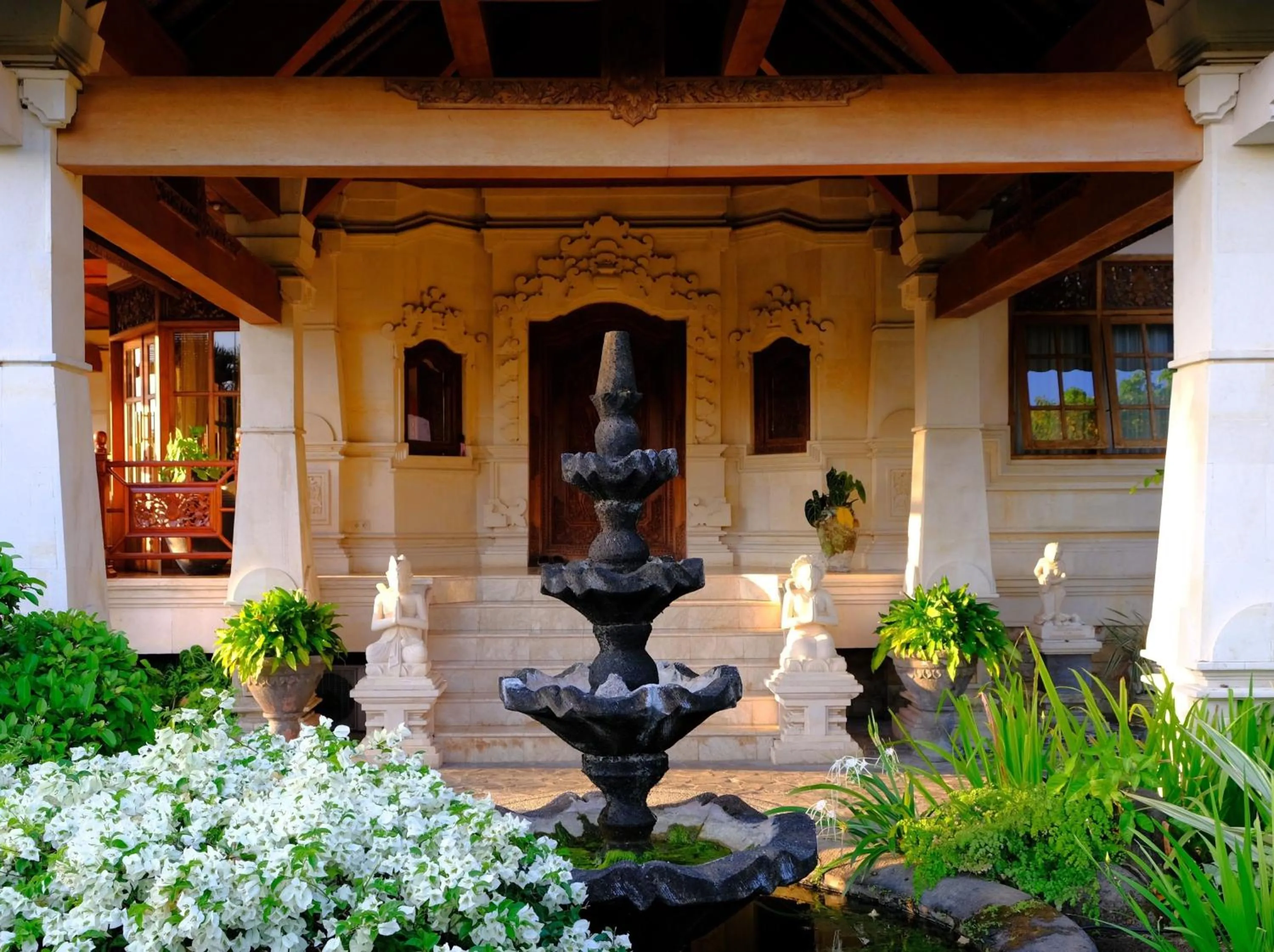 Property building in Gunung Paradis Retreat