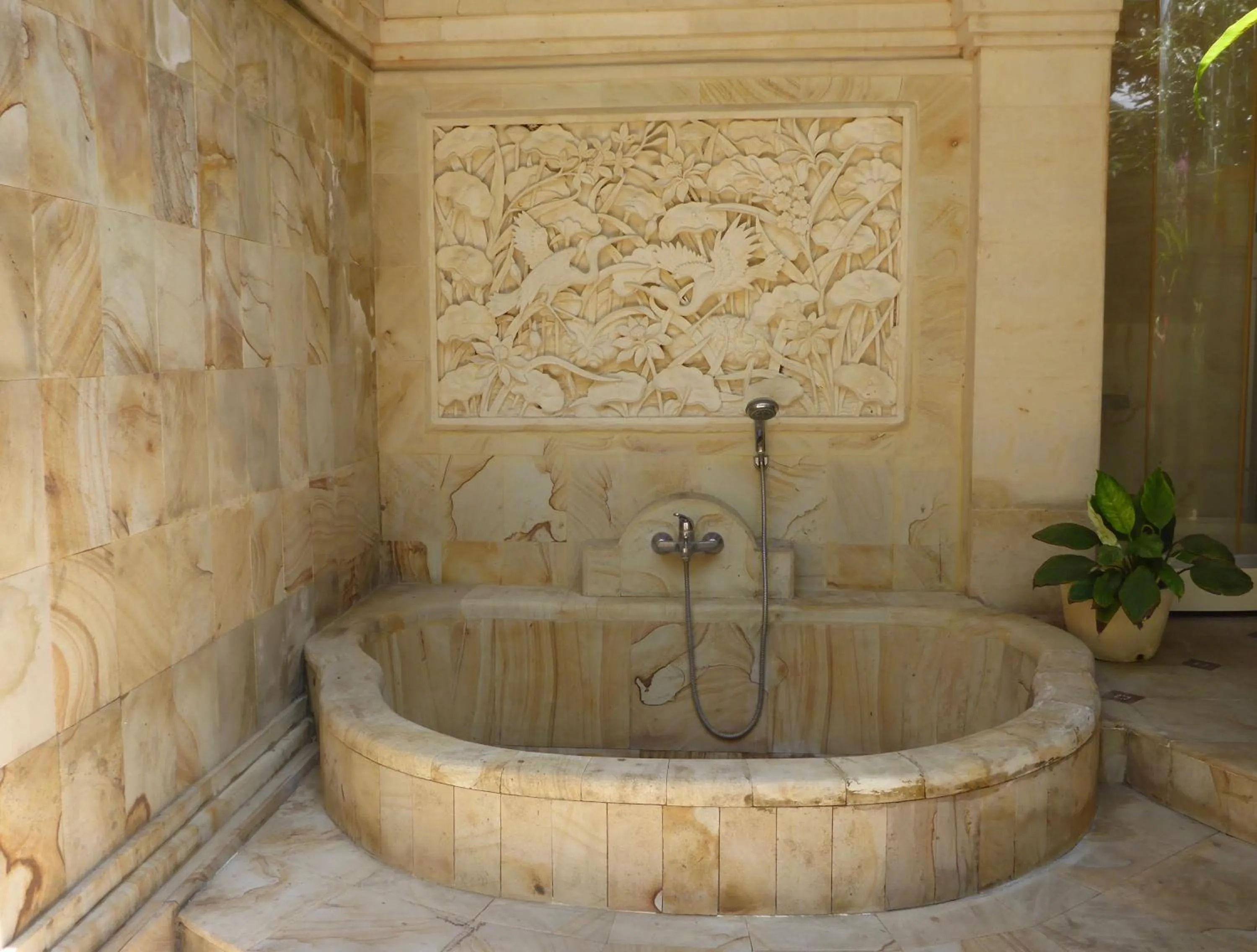 Bathroom in Gunung Paradis Retreat